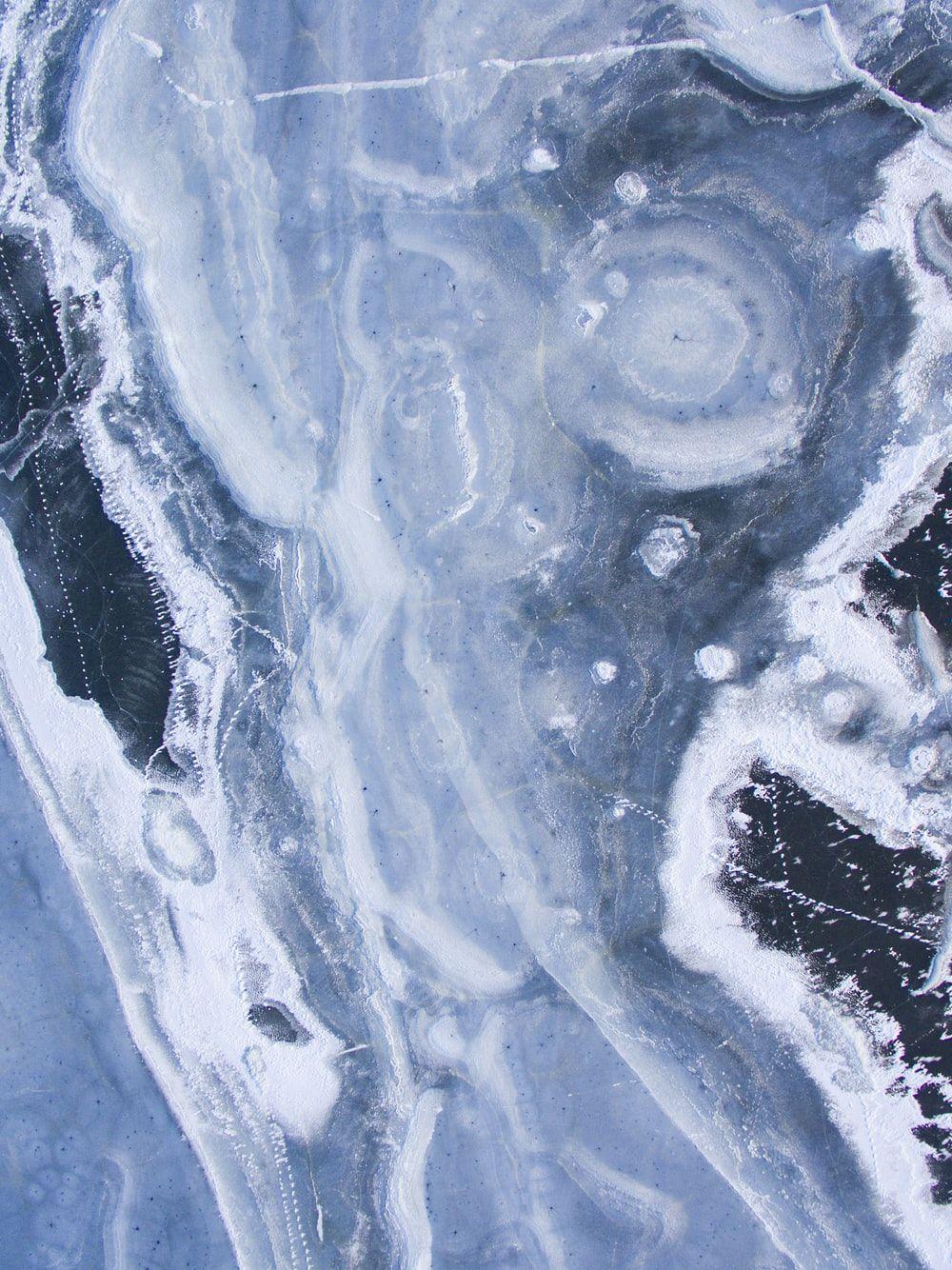 1000x1334 closeup photography of gray geode photo