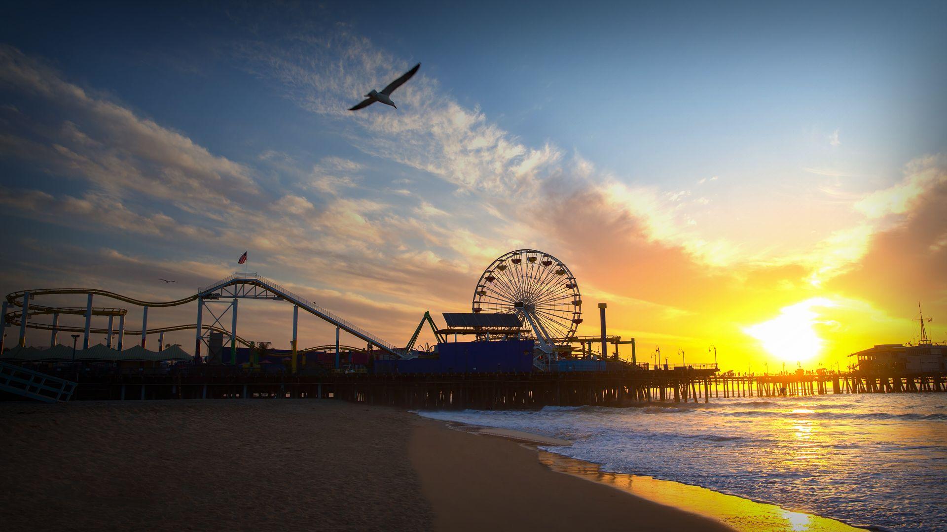 1920x1080 Santa Monica Sunset Cam video of sunsets in California