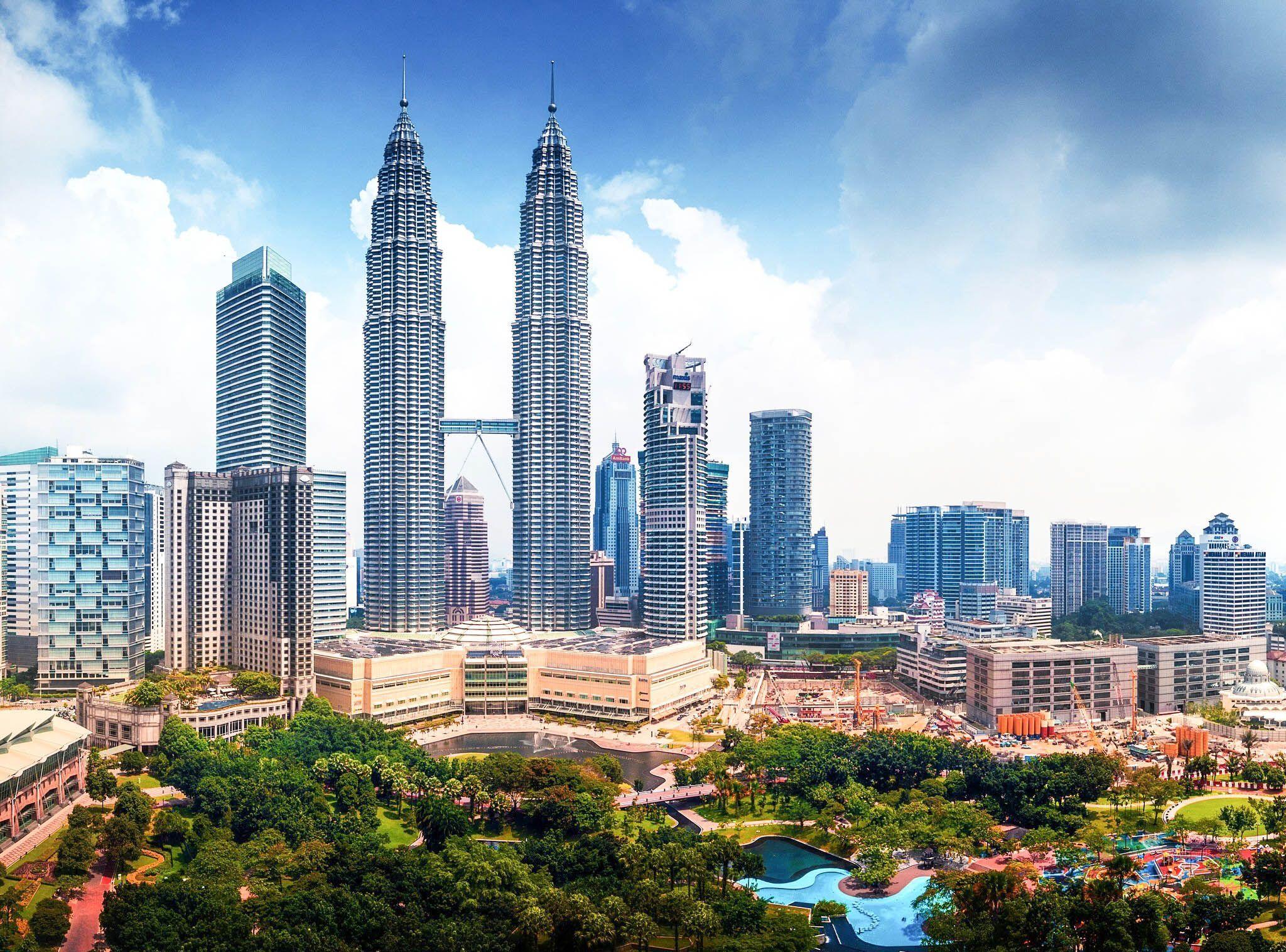 Kuala Lumpur Skyline Wallpapers - Top Free Kuala Lumpur Skyline ...