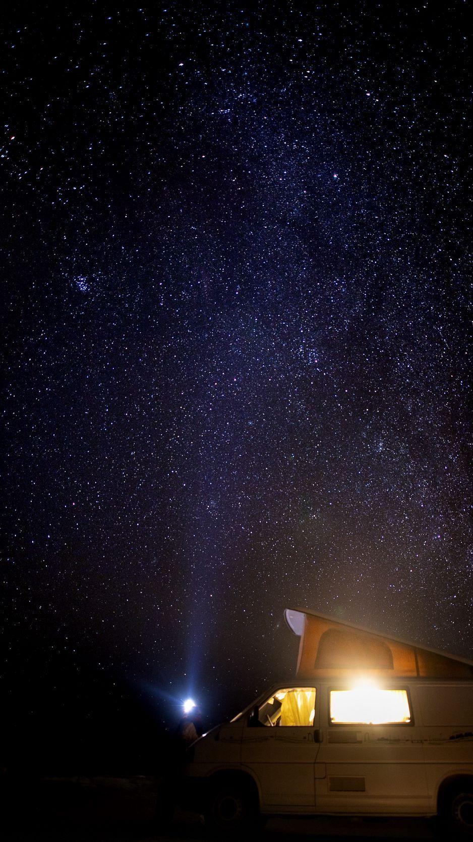 938x1668 Download Wallpaper 938x1668 Starry Sky, Car, Night, Stars, Travel Iphone 8 7 6s 6 For Parallax HD Background