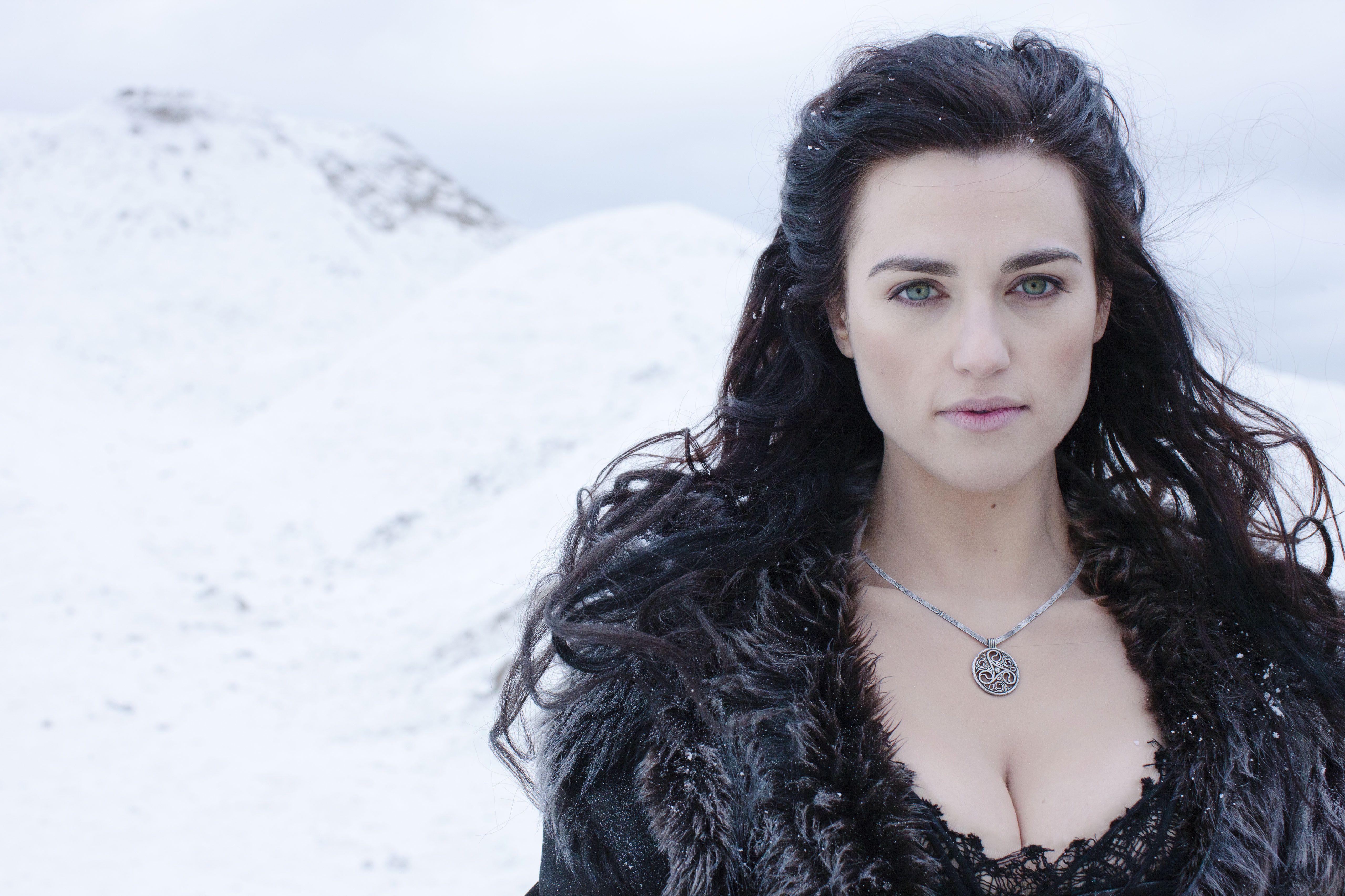 5120x3413 Supergirl Season 2 casts Merlin star as Lena Luthor World's Best Science Fiction, Fantasy and Horror Magazine