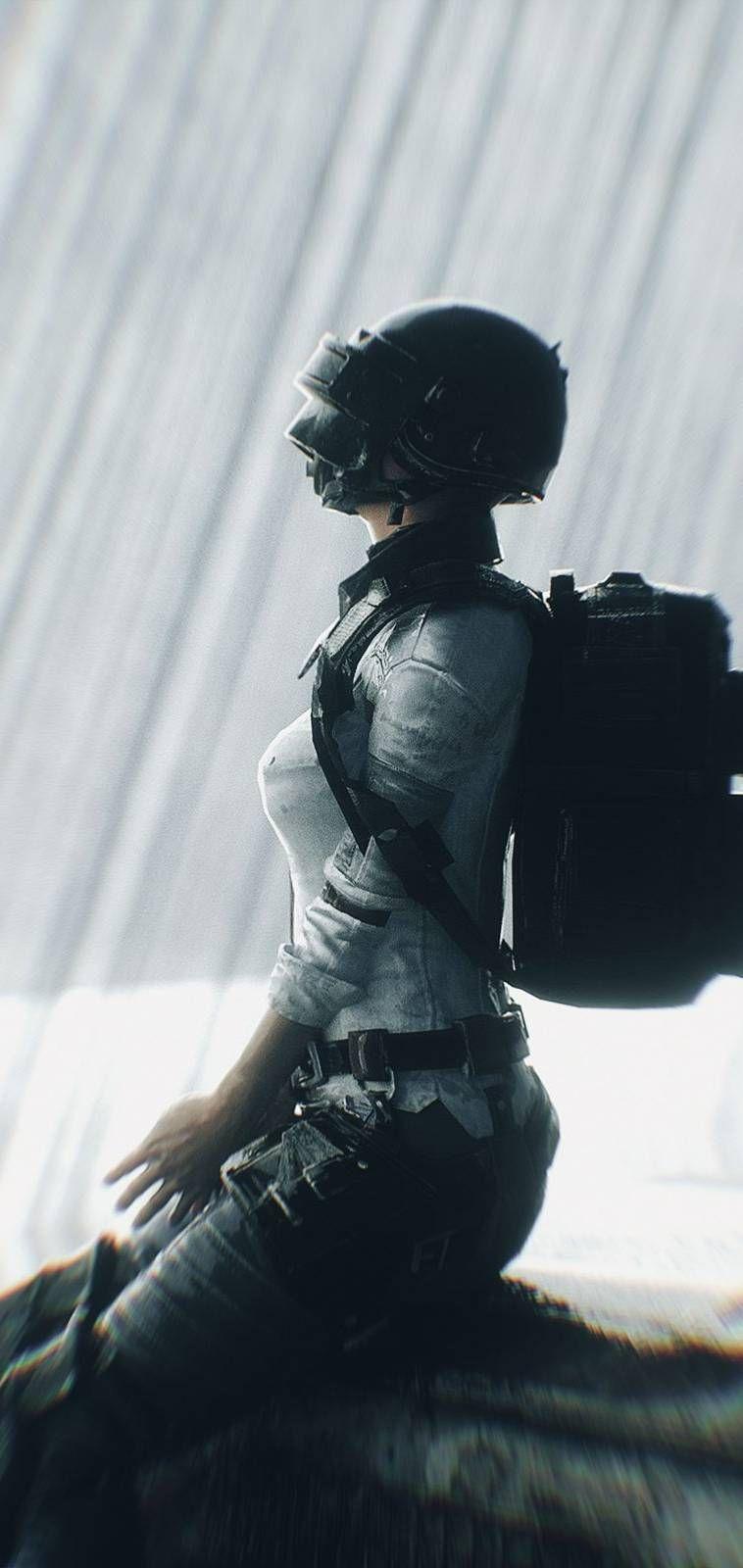 758x1600 Best PUBG Mobile Outfits Wallpaper
