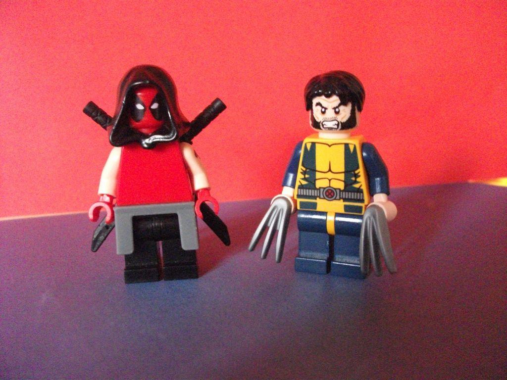 1024x768 Lego Deadpool Wallpaper