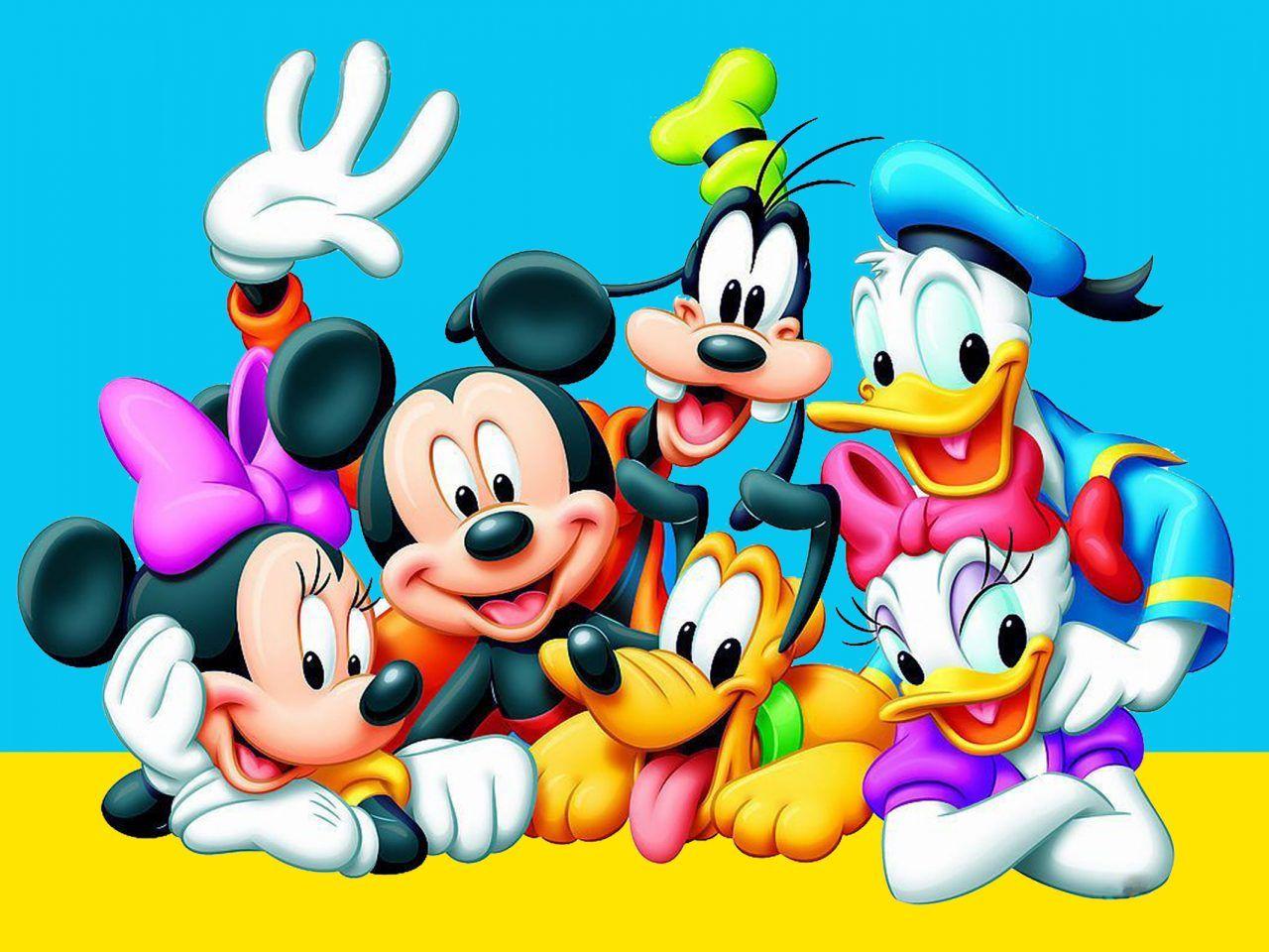 Cartoon Christmas Wallpapers - Top Free Cartoon Christmas Backgrounds ...