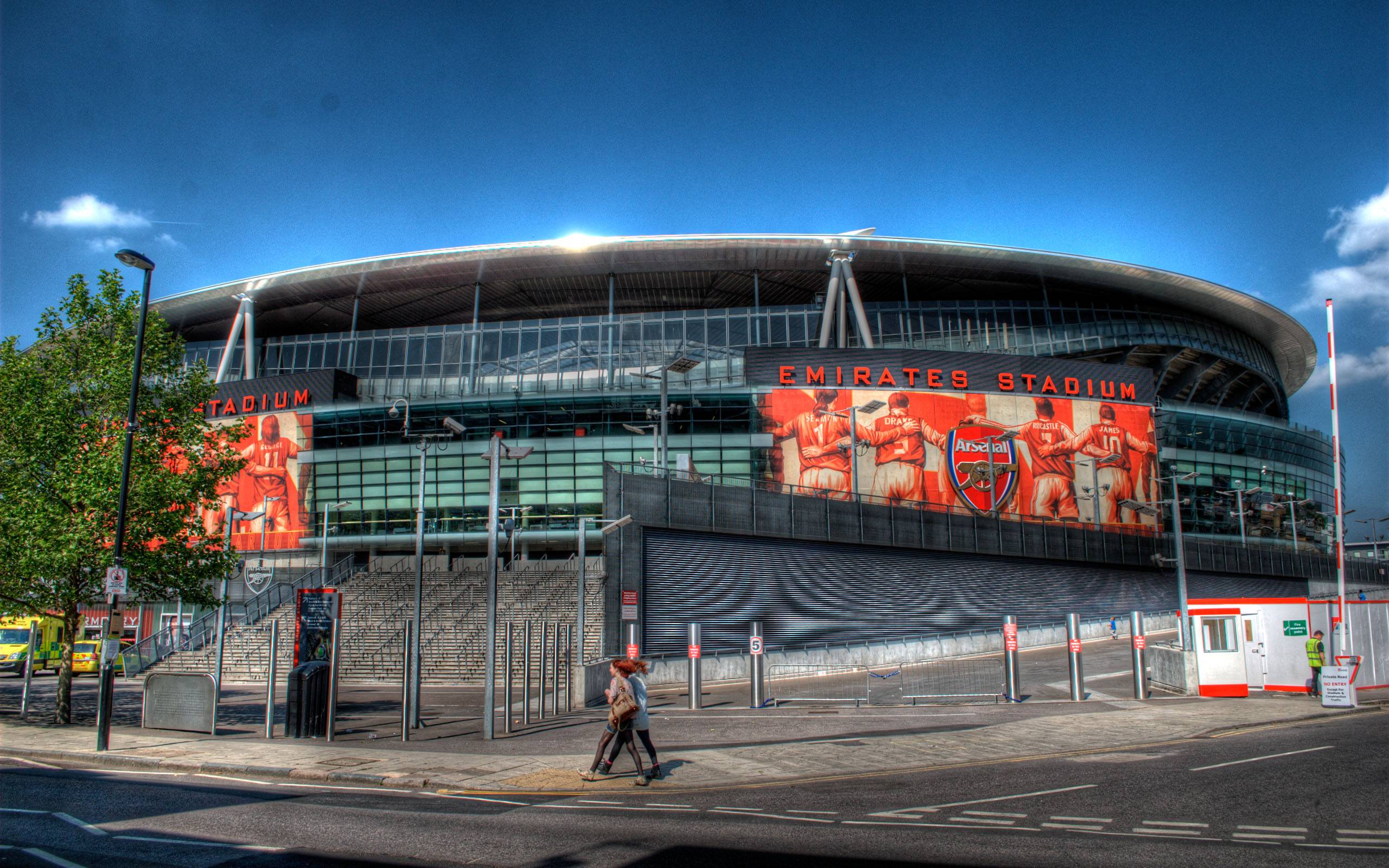 2560x1600 Emirates Stadium Wallpaper