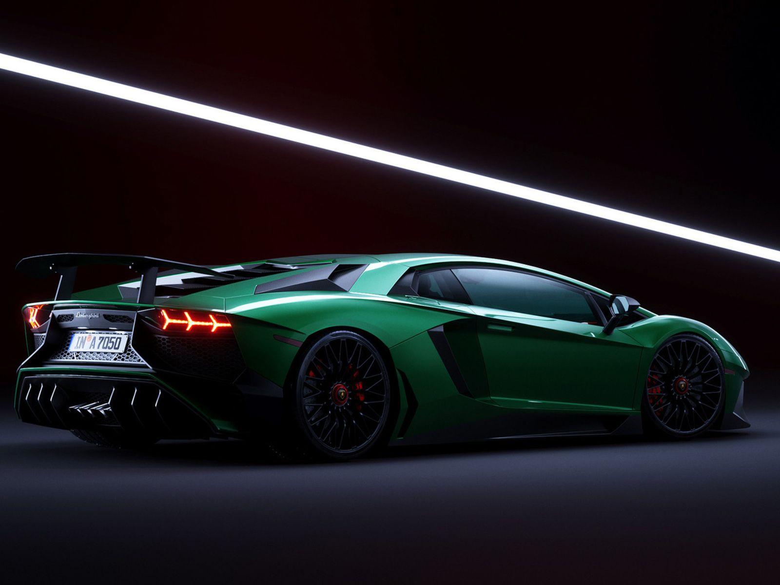 1600x1200 Green Lamborghini Aventador Cgi 1600x1200 Resolution HD 4k Wallpaper, Image, Background, Photo and Picture