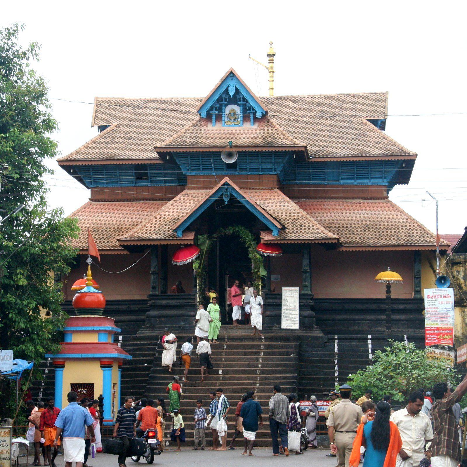 1599x1600 Aranmula Parthasarathy Temple
