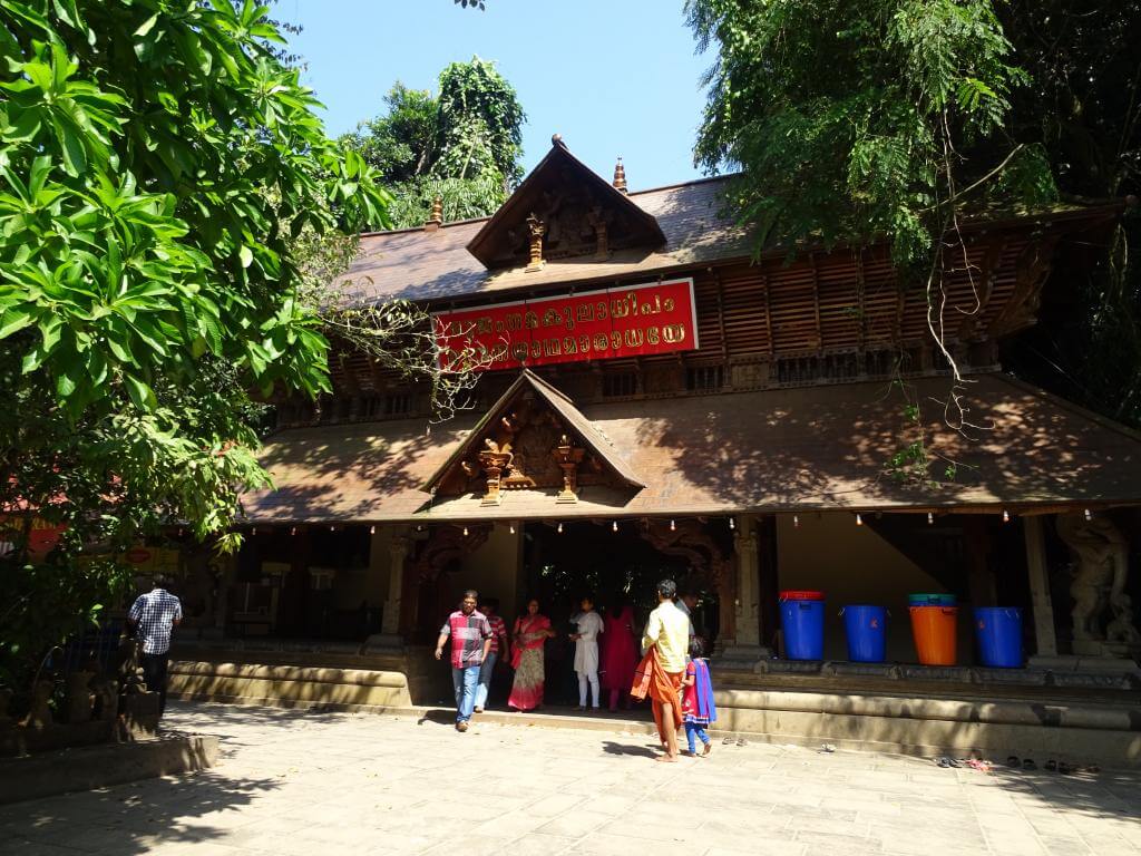 1024x768 Famous Temples In Kerala That Showcase Its Heritage In 2020!