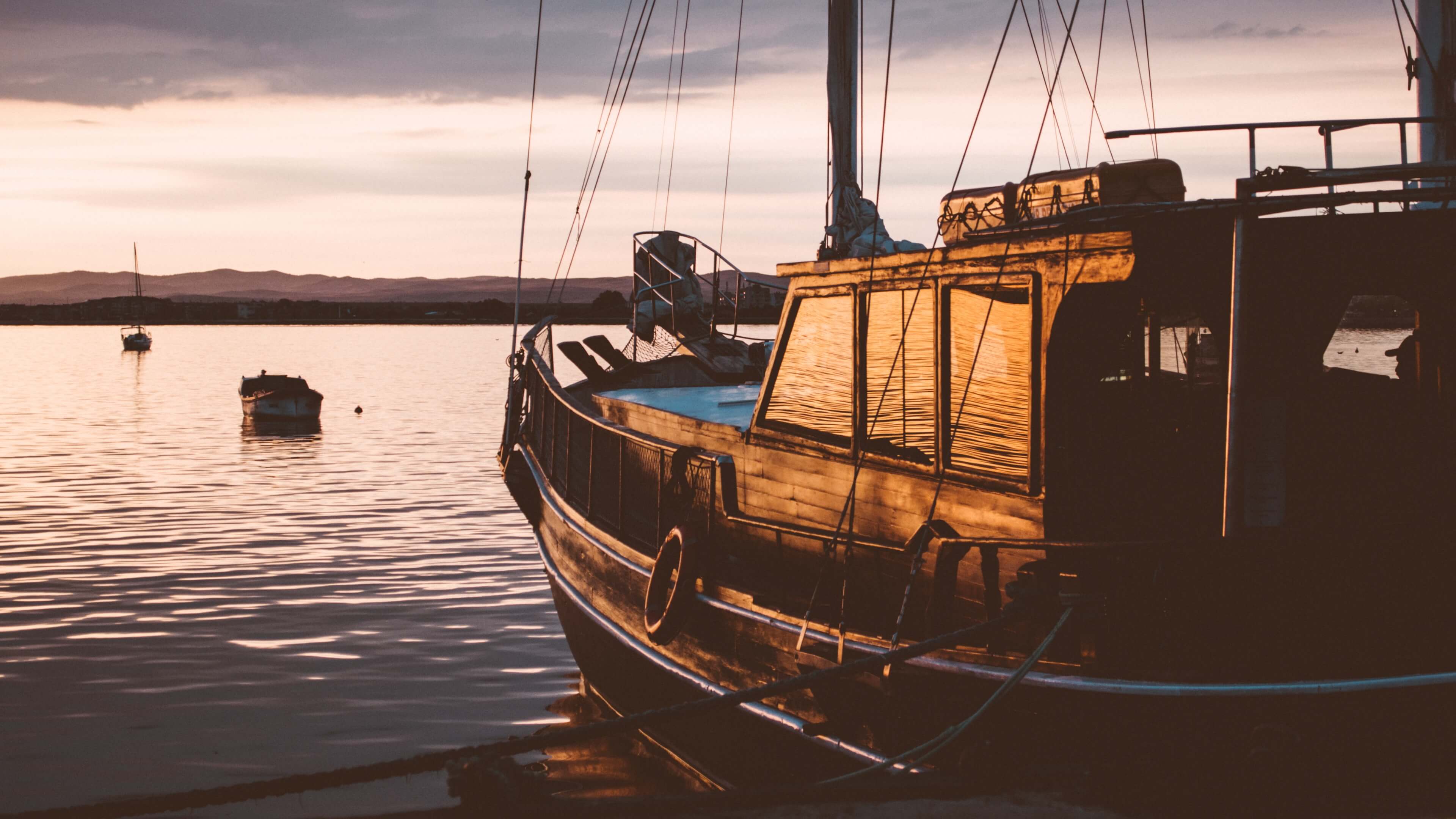 3840x2160 Sailboat Sunset Background HD Wallpaper 67819 3840x2160px