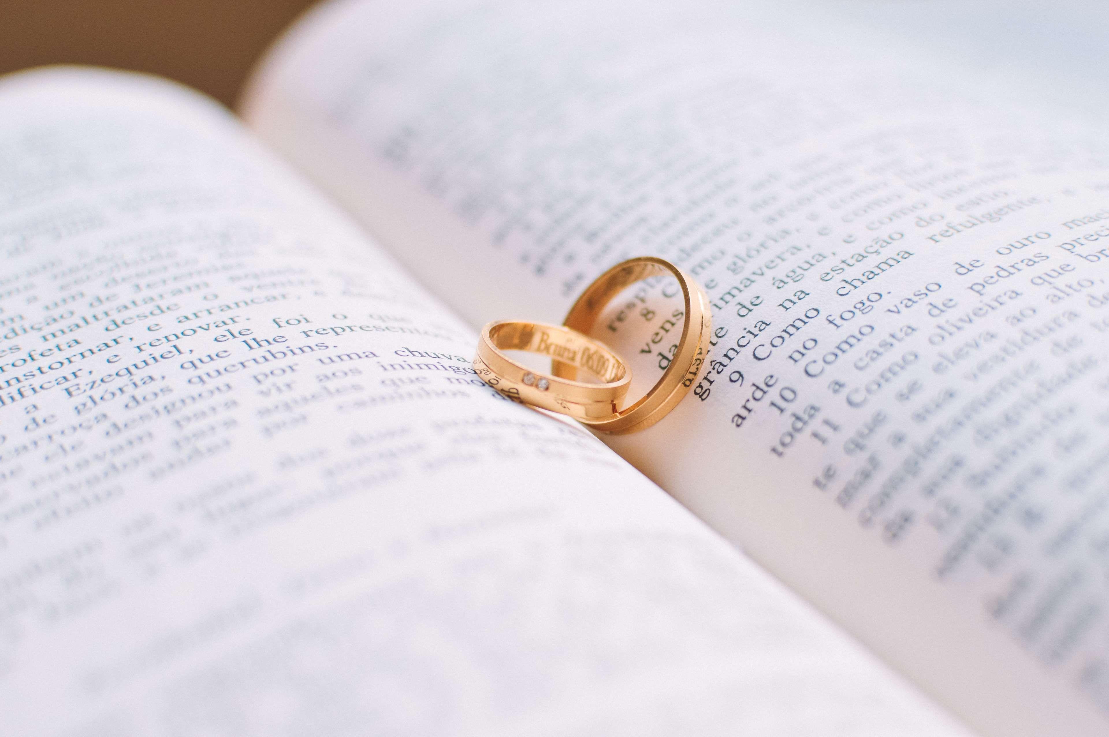 3840x2553 bible, book, golden ring, love, marriage, rings, vows, wedding, wedding rings 4k wallpaper. Mocah.org HD Desktop Wallpaper