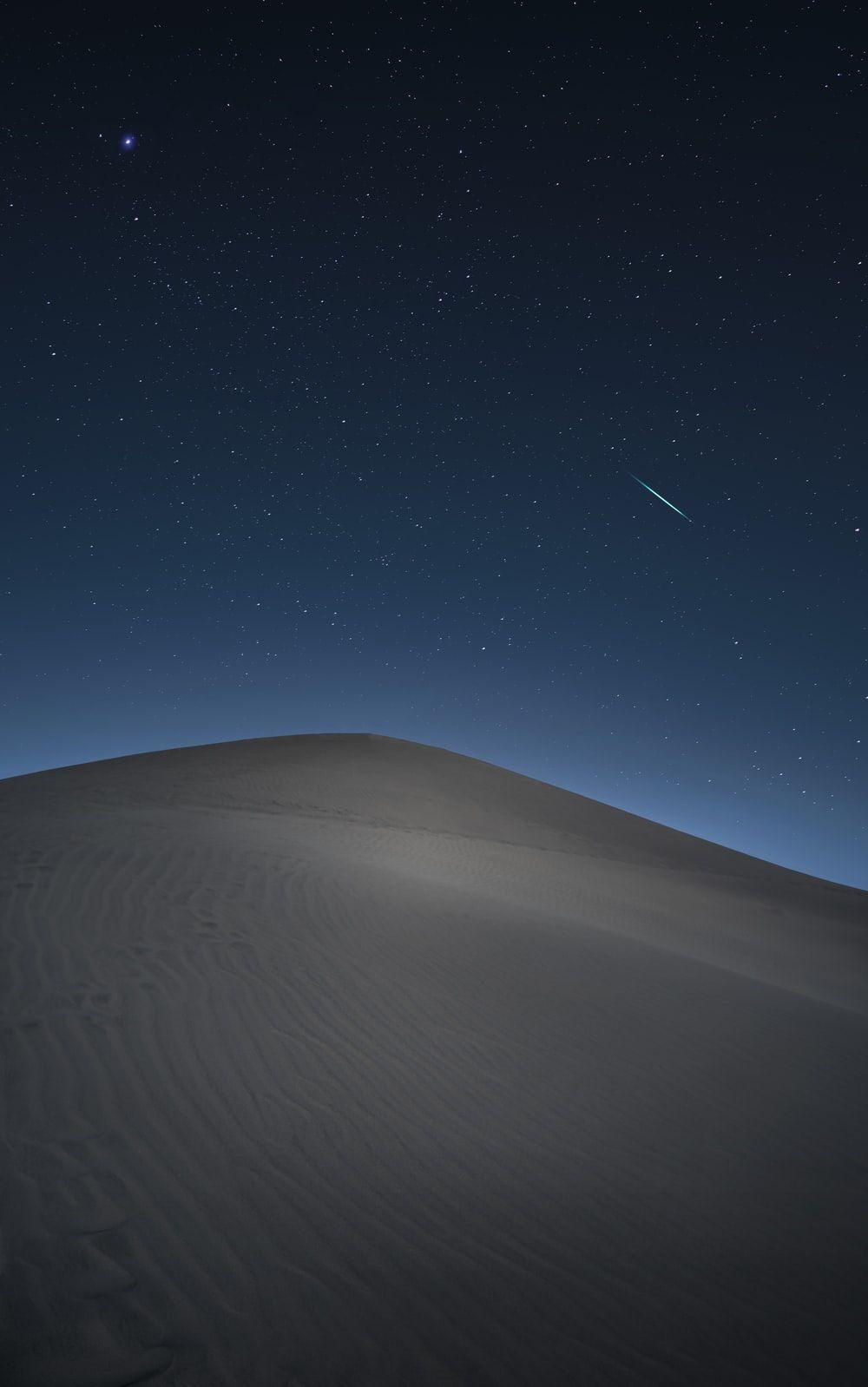 1000x1598 Desert Night Wallpaper