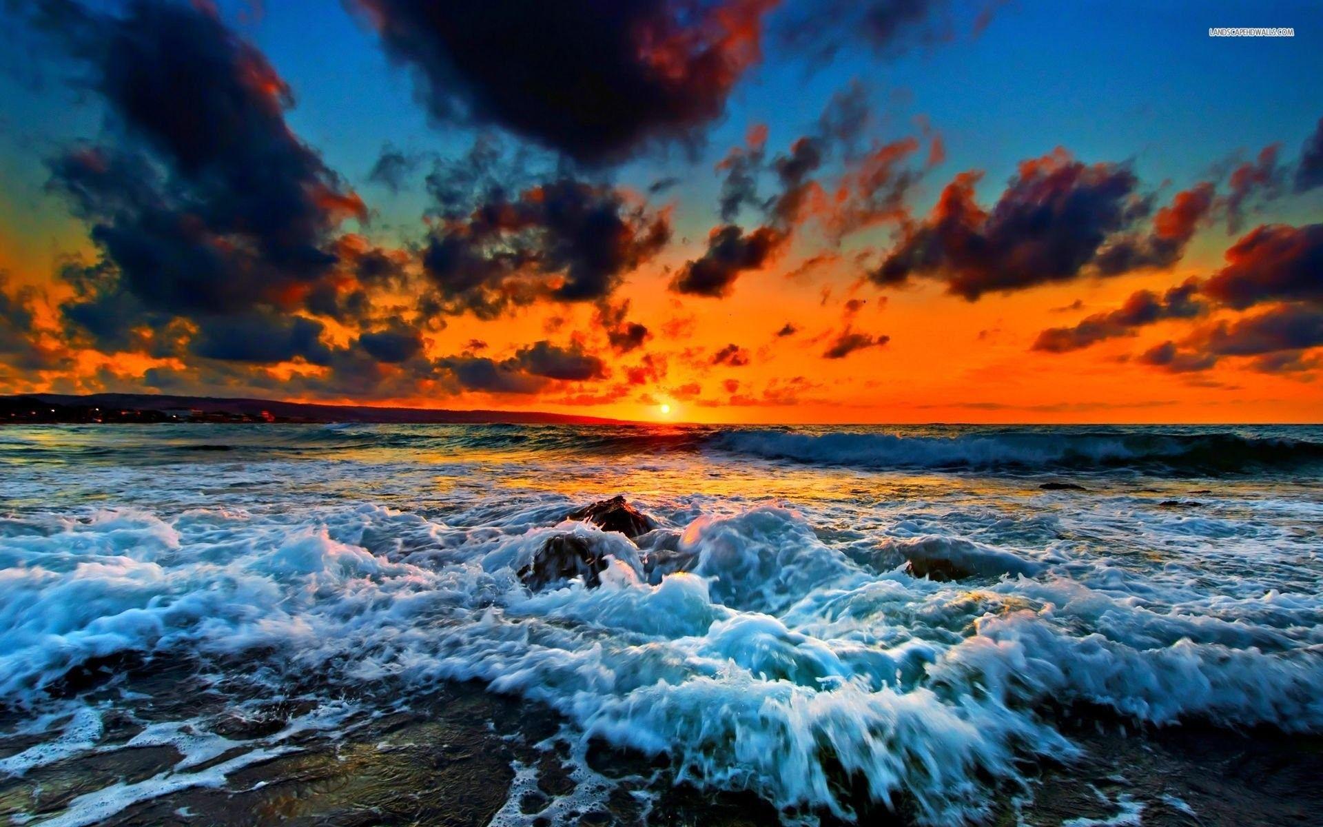 Crashing Waves Wallpapers Top Free Crashing Waves Backgrounds