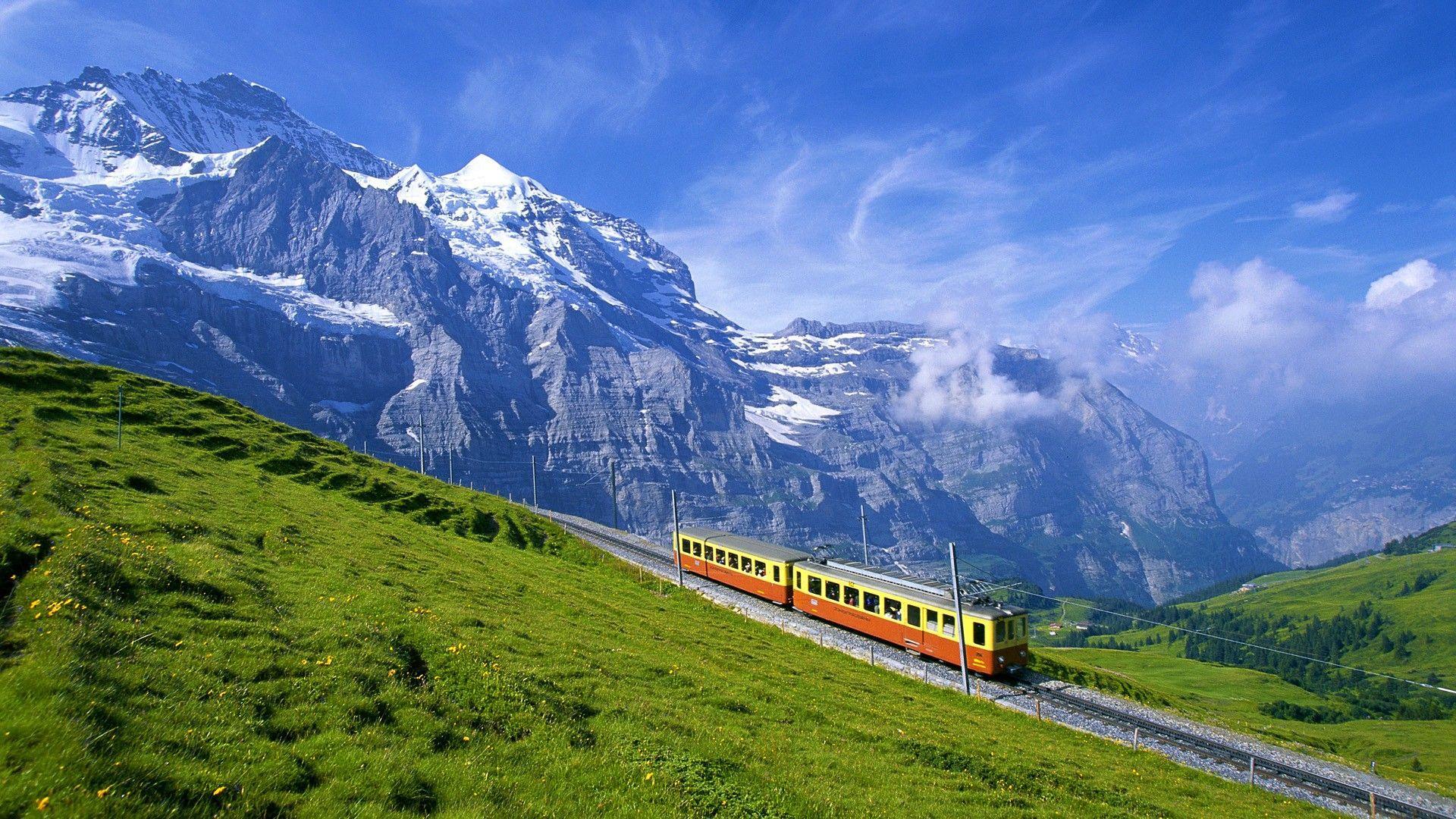 Furka Pass in Switzerland 4K wallpaper