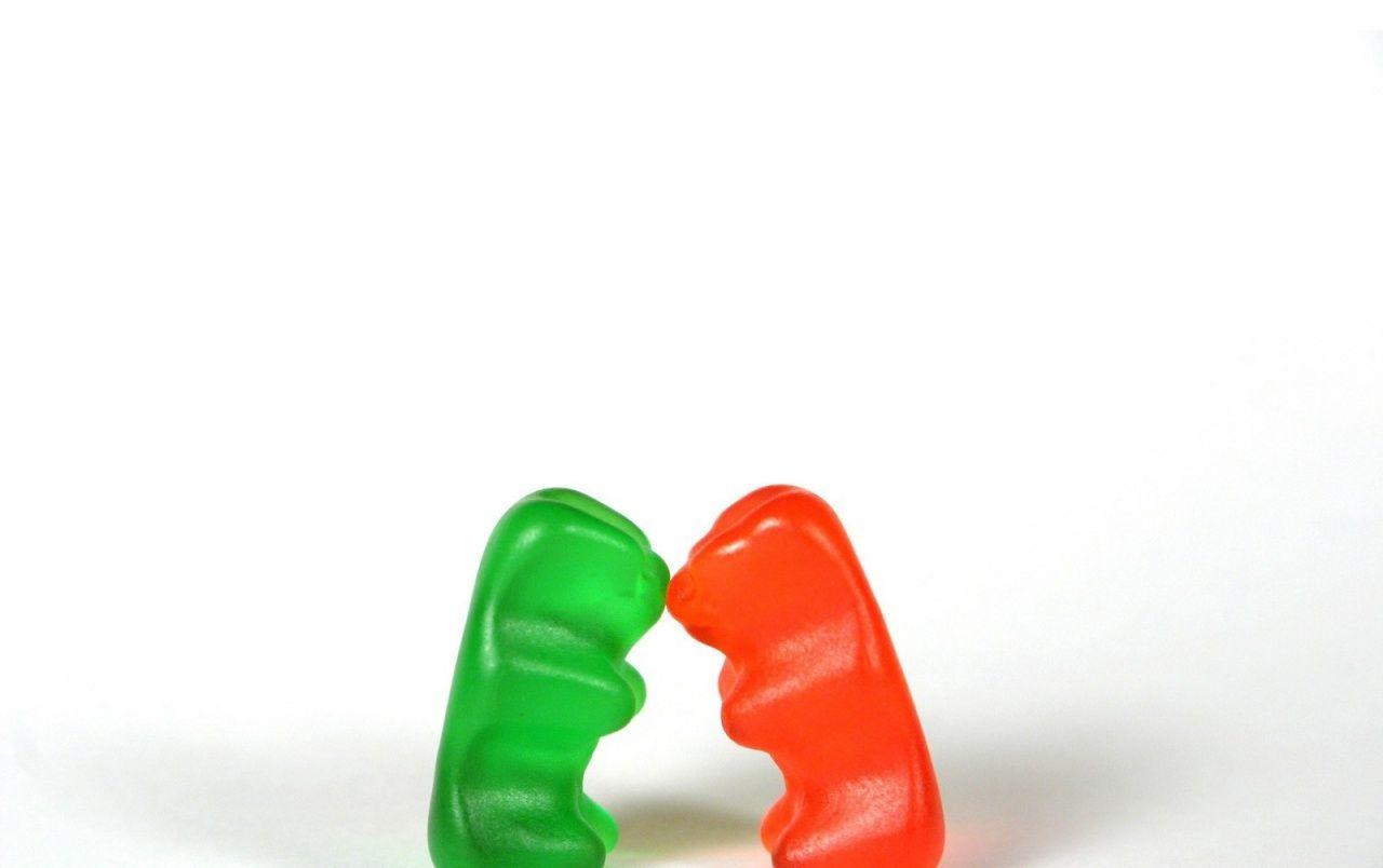 1280x804 Gummy Bear Love wallpaper. Gummy Bear Love