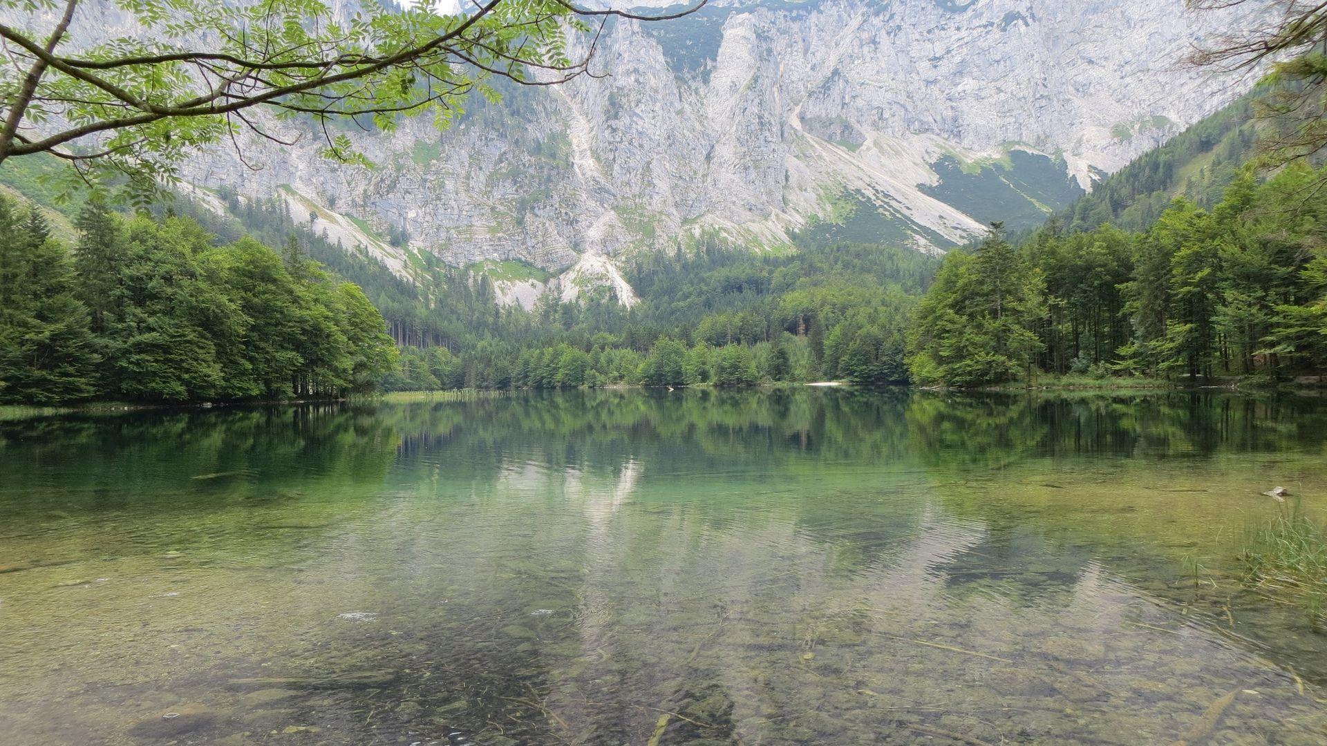 1920x1080 Crystal Lake Wallpaper