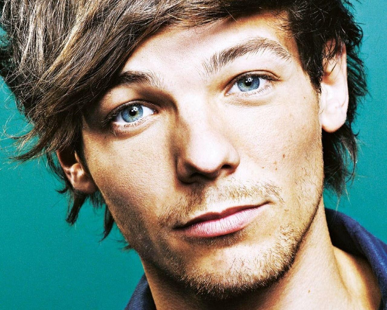 1280x1024 1D Wallpaper of Louis