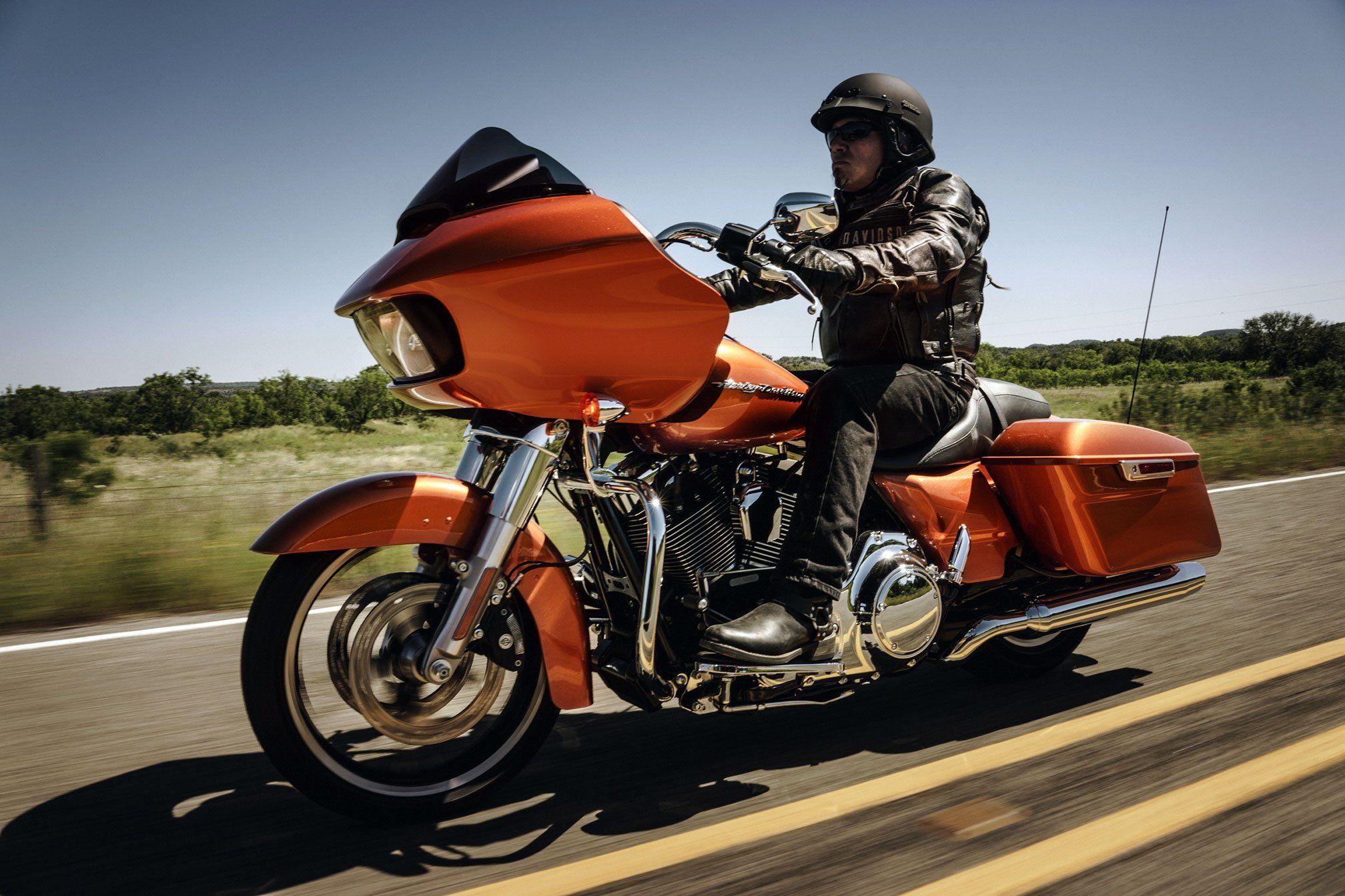 2016x1344 Harley Davidson Touring Road Glide motorbike bike motorcycle wallpaperx1344