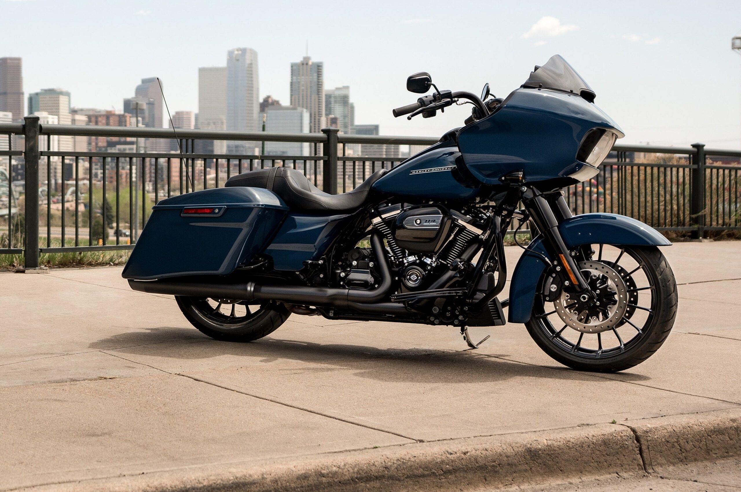 2560x1700 Harley Davidson Road Glide Chromebook Pixel HD 4k Wallpaper, Image, Background, Photo and Picture