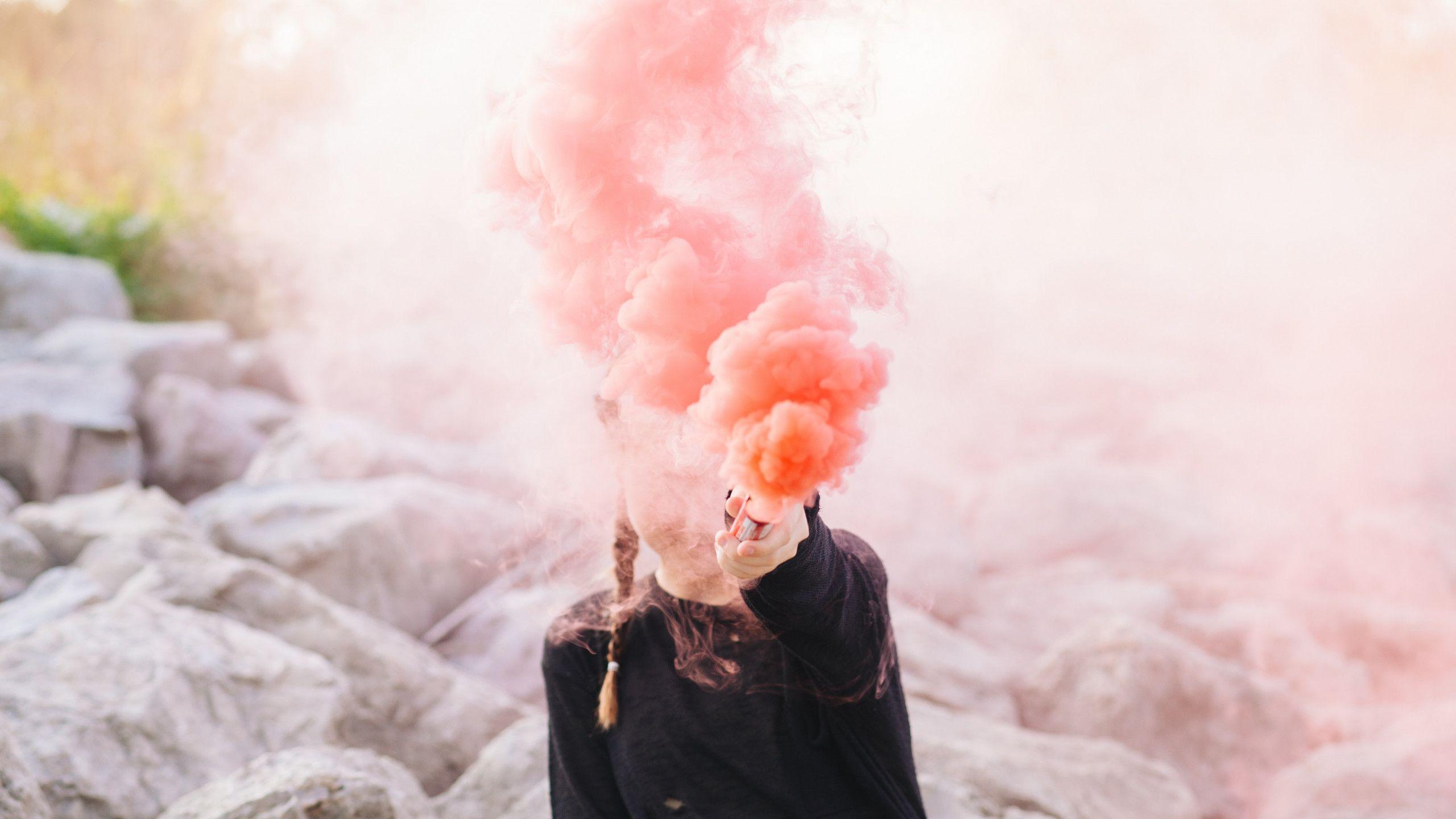 2560x1440 Wallpaper Cropper Holding Color Smoke Grenade 2560 by 1440 (1074)