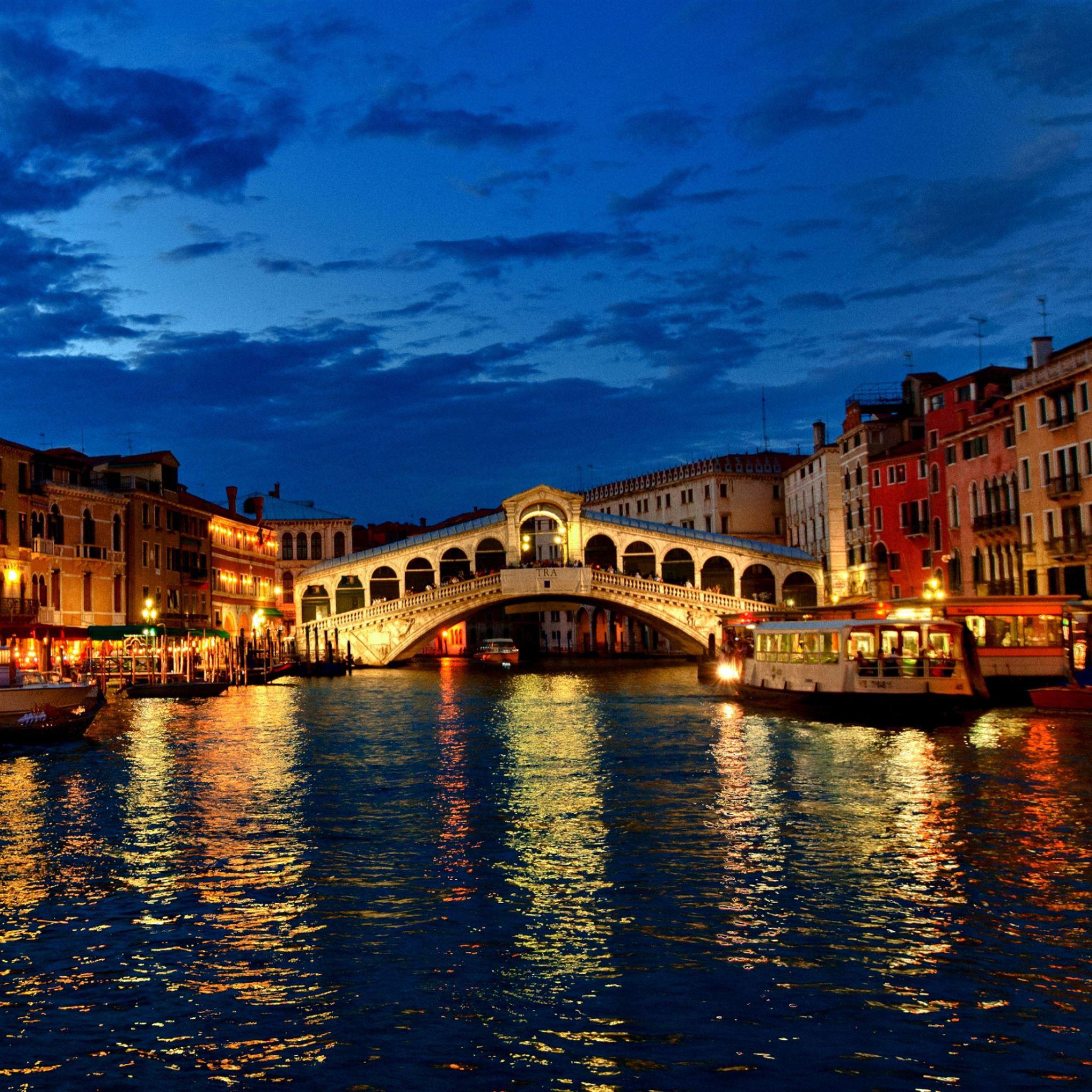 2048x2048 Venice canal gondola boat night lights iPad Pro Wallpaper Free Download
