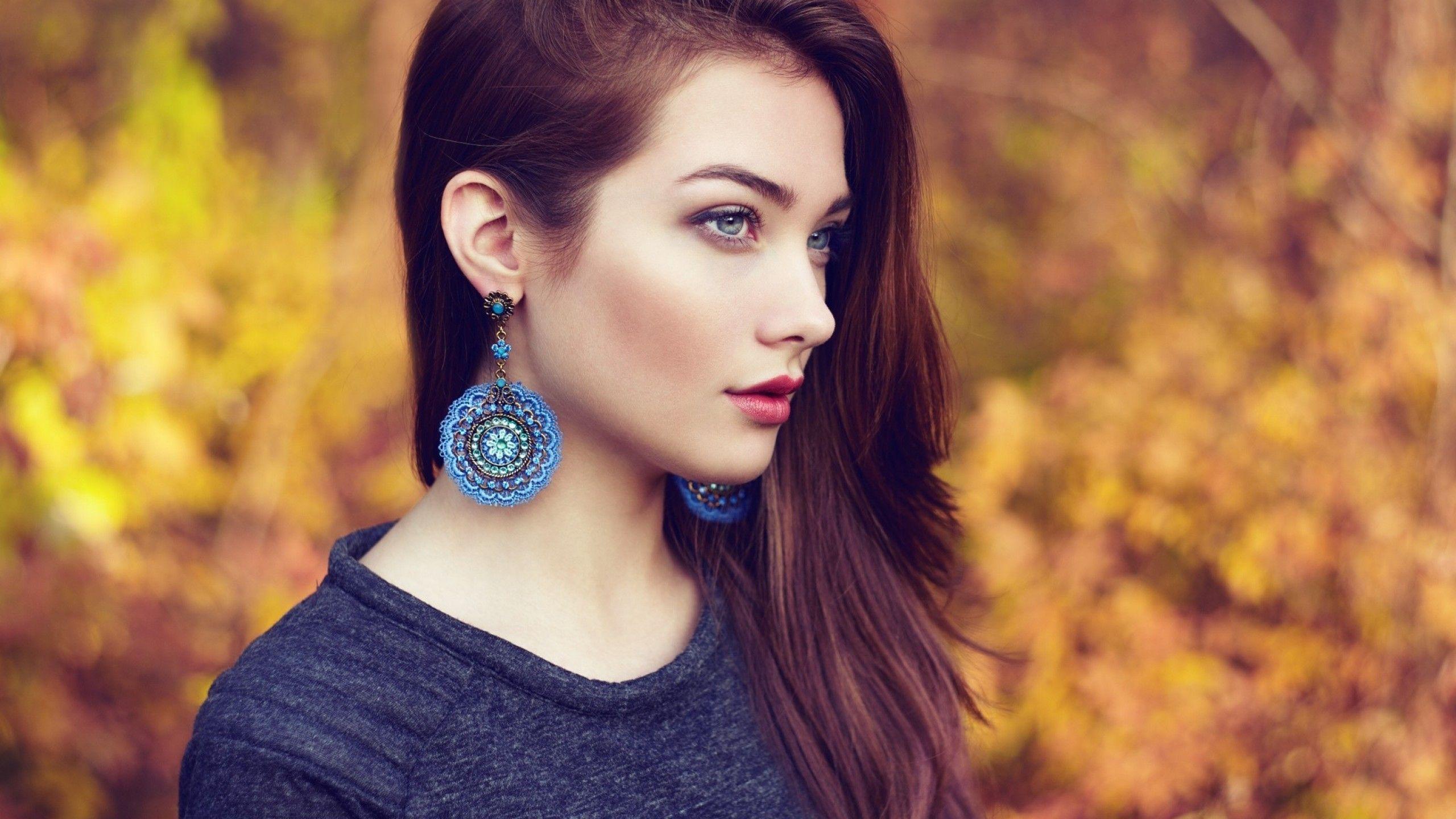 2560x1440 Download 2560x1440 Model, Brunette, Women, Profile View, Red Lipstick, Earring Wallpaper for iMac 27 inch