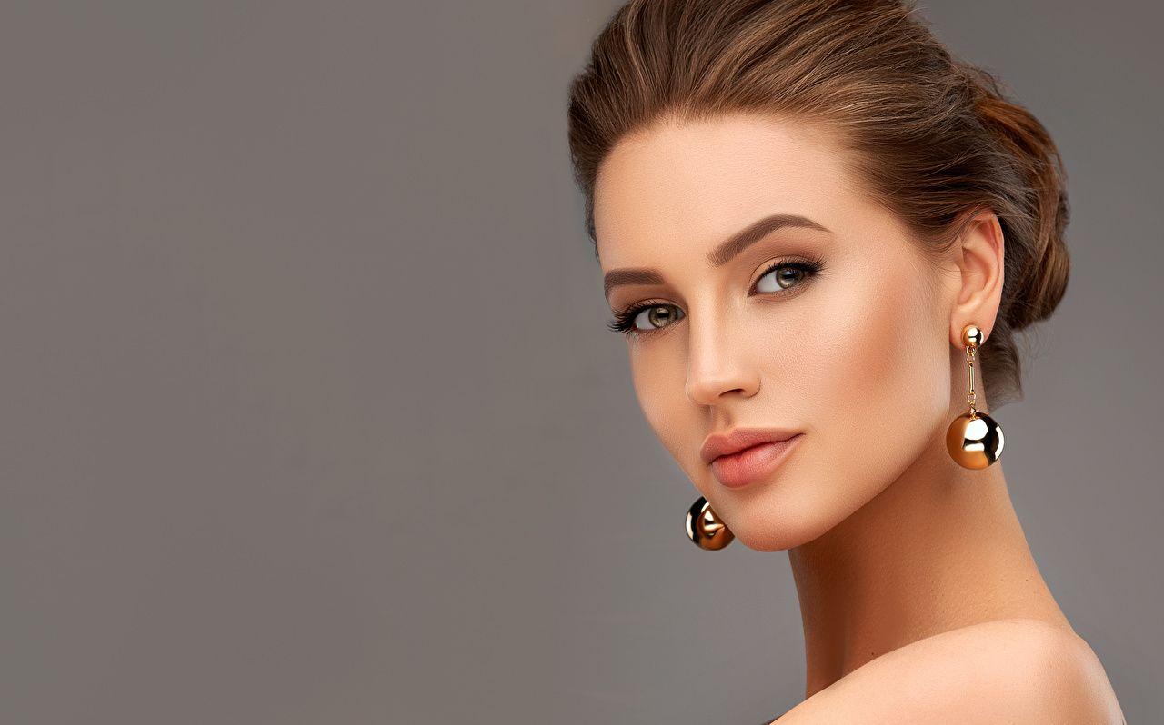 1280x798 Image Brown haired Modelling Face Girls Earrings Staring Gray