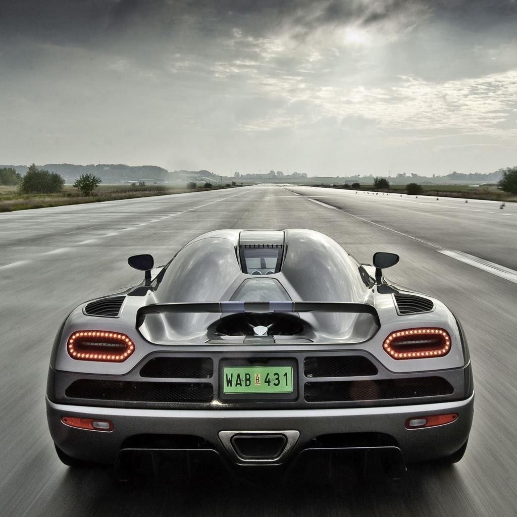 1024x1024 Koenigsegg Agera 2011 Hdr iPad Wallpaper Free Download