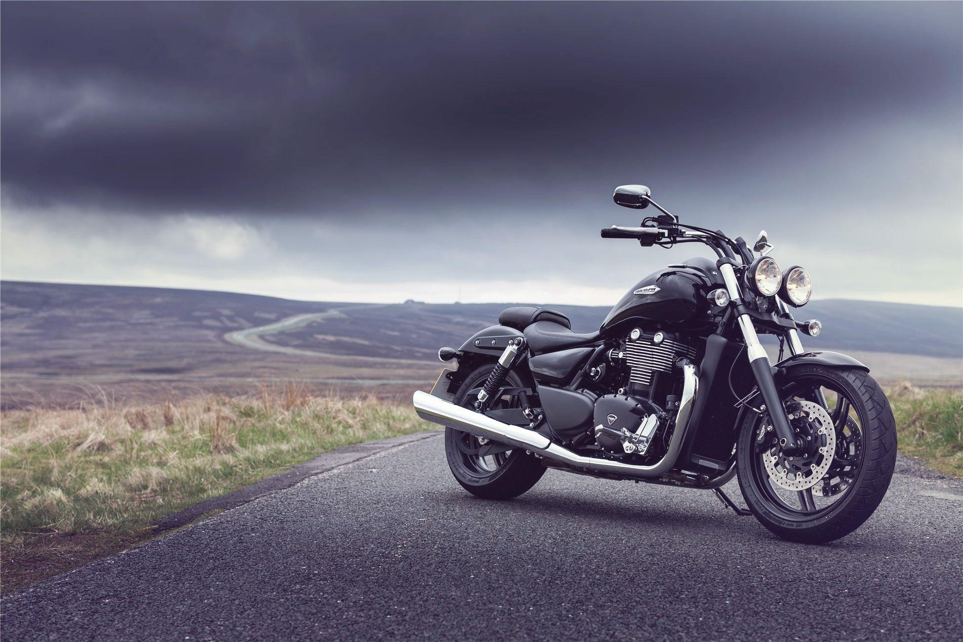 1950x1300 Triumph Bonneville Wallpaper Wallpaper 1950x1300