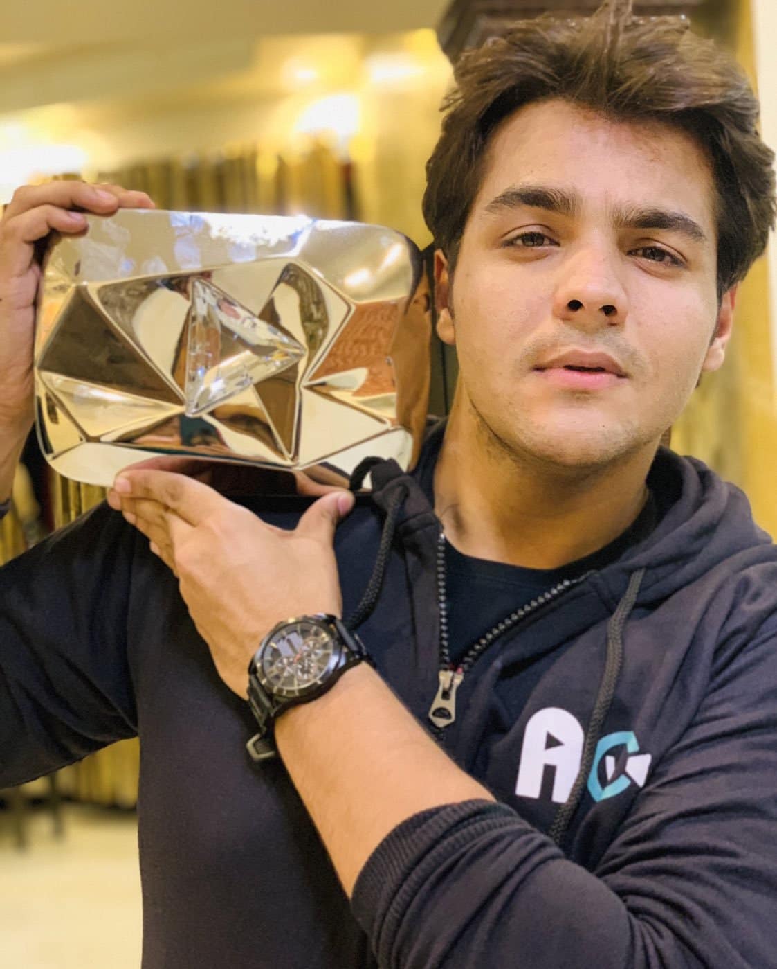 1123x1399 Indian YouTubers. Income, Bio, Past