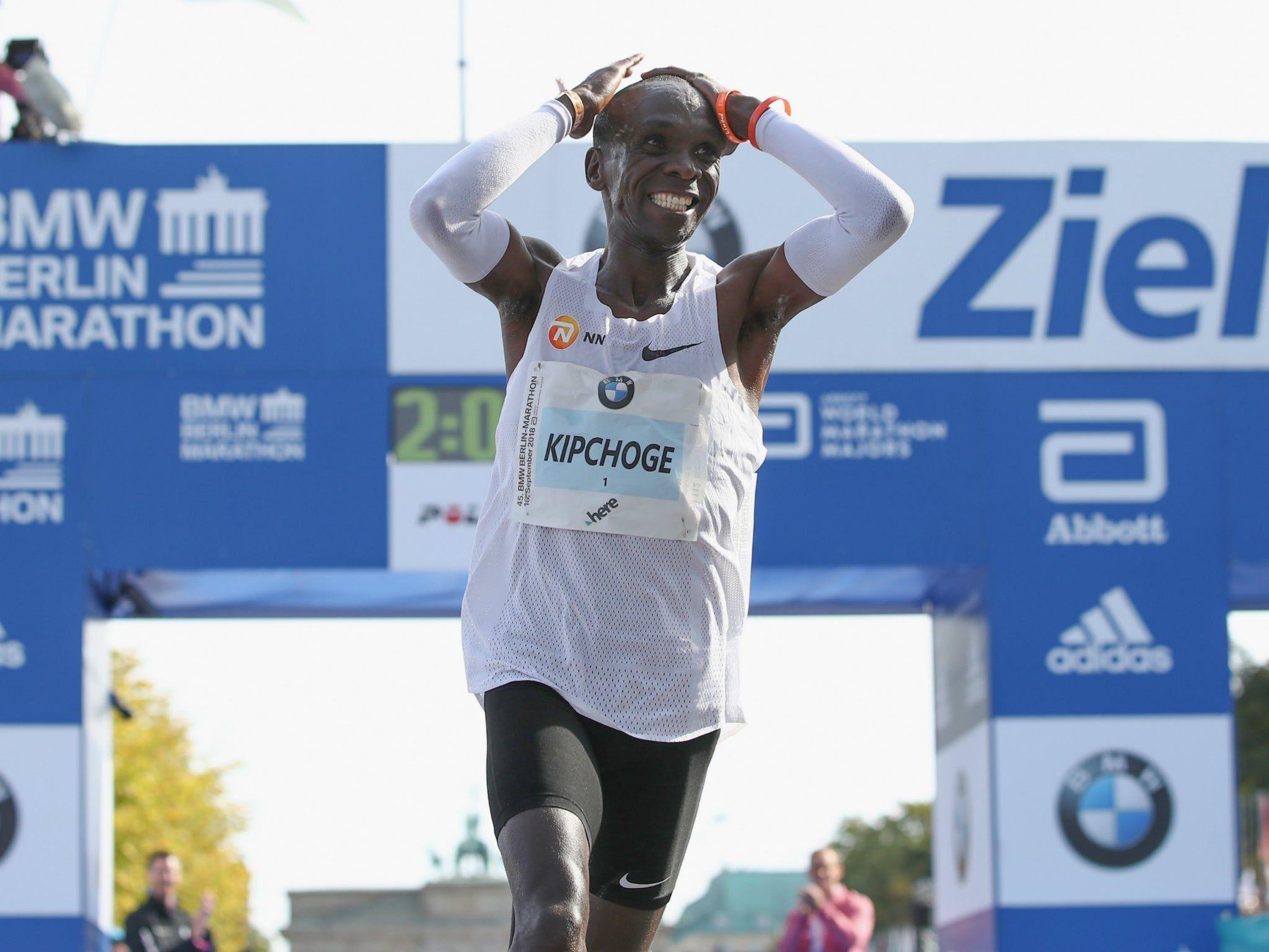 2048x1536 Eliud Kipchoge breaks marathon world record by over a minute in Berlin