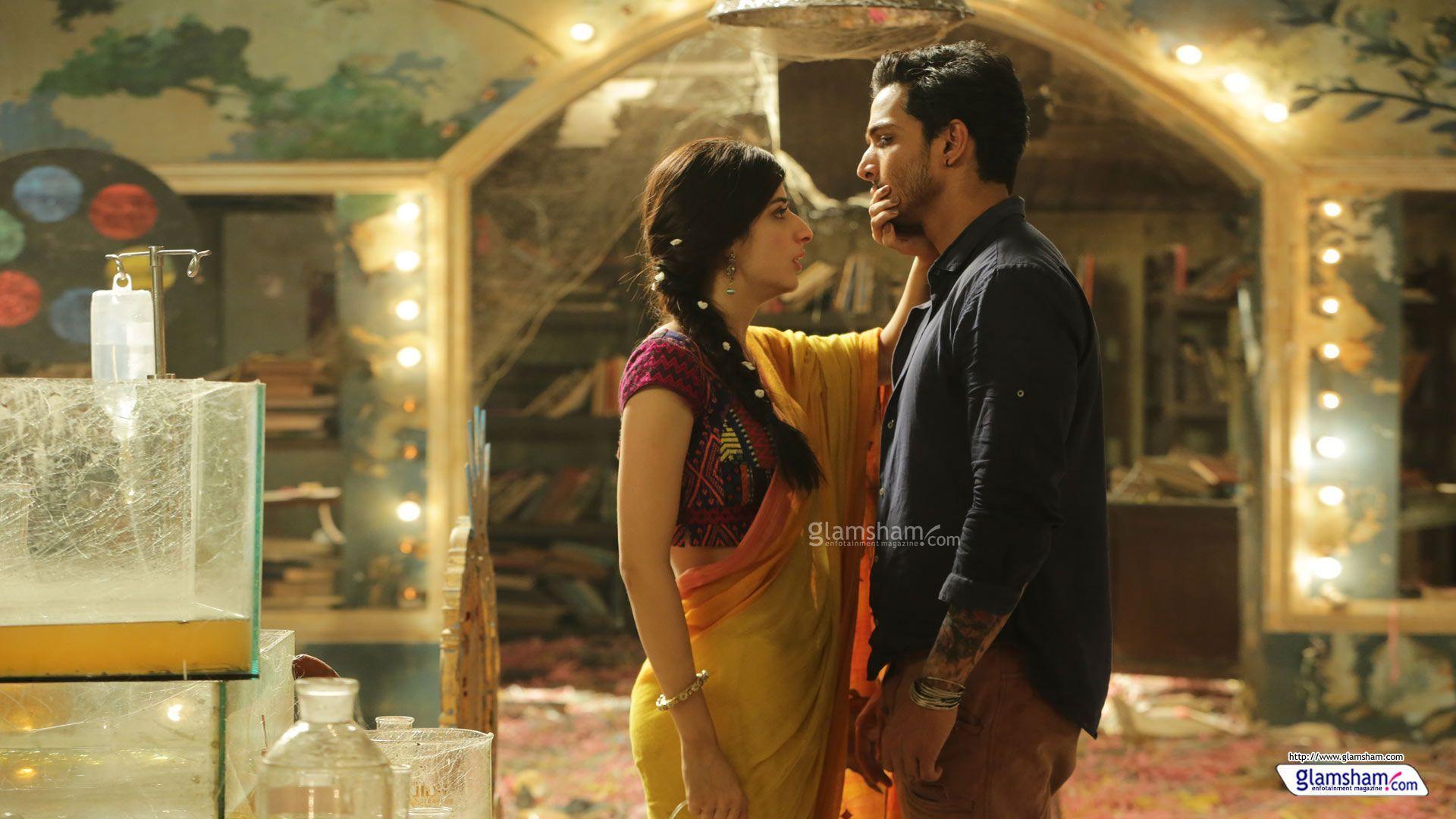 1920x1080 Sanam Teri Kasam actress Mawra Hocane Wiki and HD Pics. Sanam teri kasam, Bollywood wallpaper, Bollywood couples
