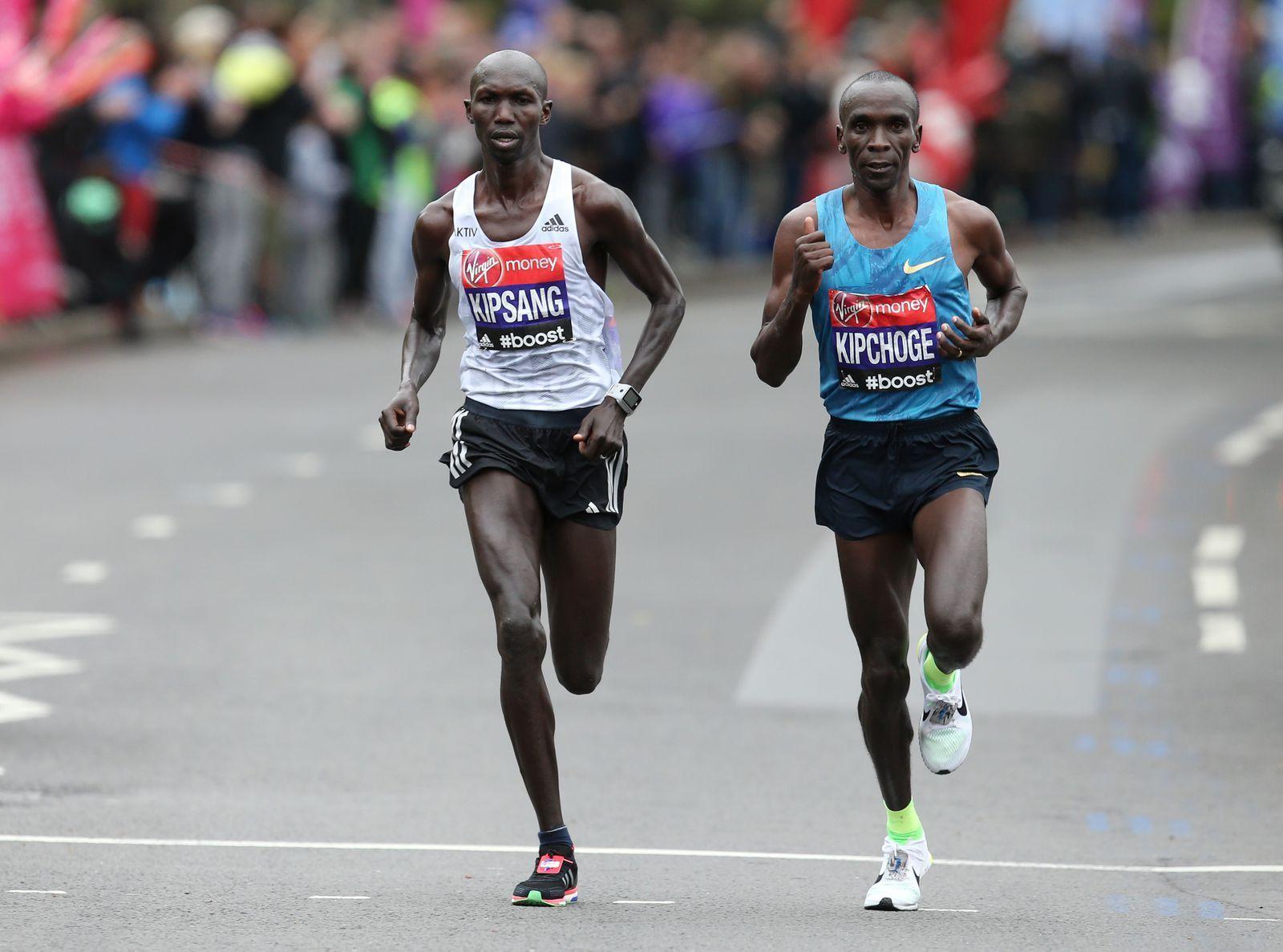 1600x1187 Eliud Kipchoge Outduels Defending Champion to Win London Marathon. London marathon, Winning london, Marathon