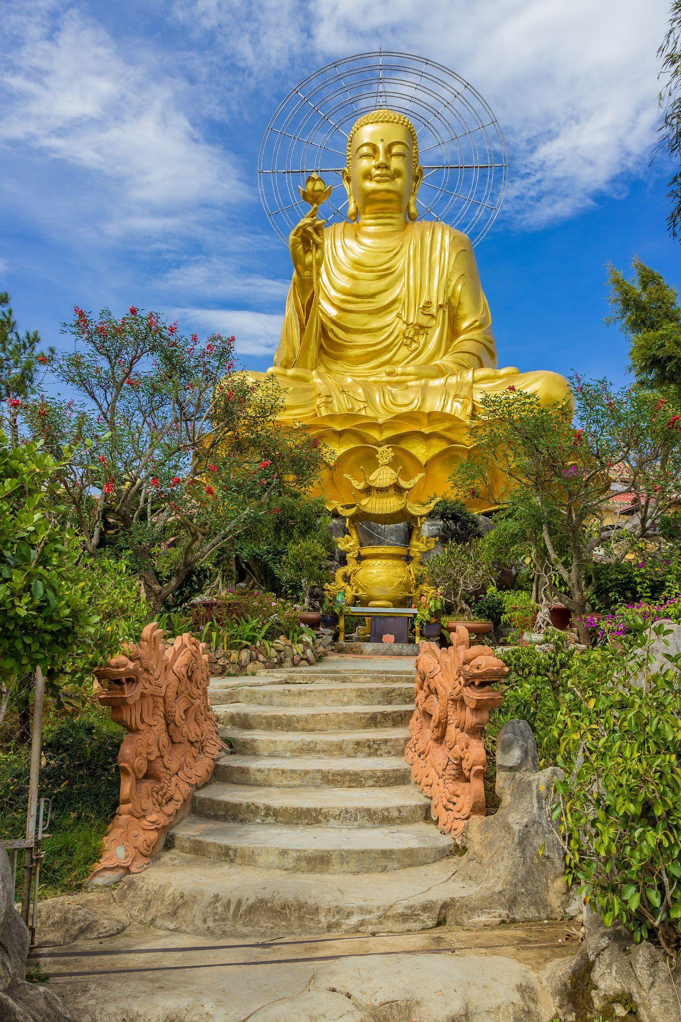 1365x2048 Golden Buddha. Vietnam Van Hanh Pagoda, A Large Statue Of Golden Buddha. Buddha, Golden buddha, Dalat vietnam