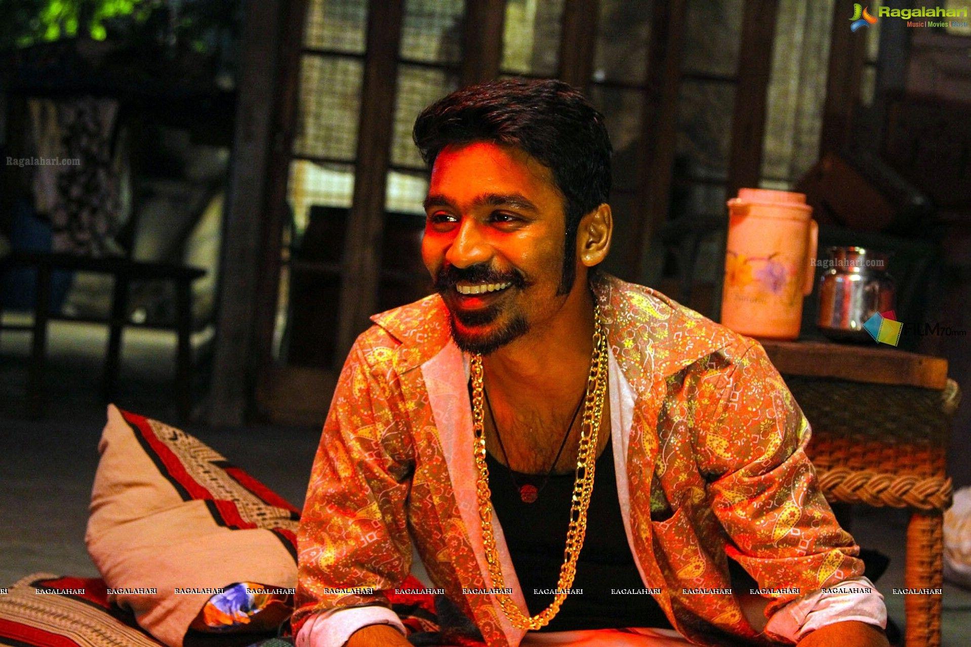 Maari Vs Maari 2 Best Action Scene | Dhanush Back To Back Super Hit action  Scenes In Hindi - YouTube