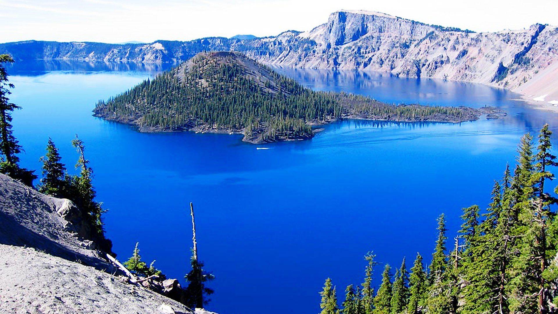 1920x1080 Crater Lake Scenery Wallpaper
