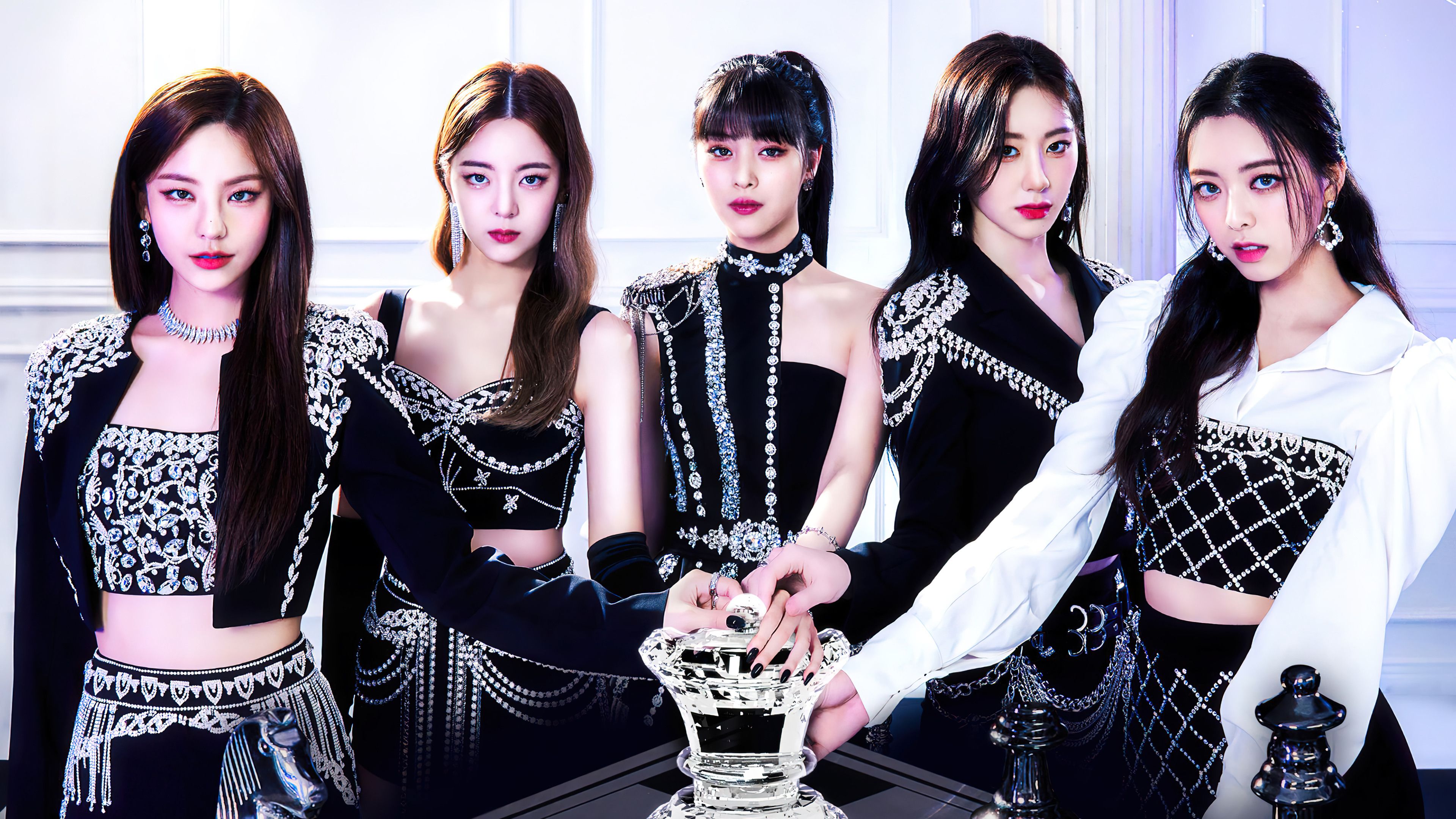 3840x2160 ITZY World Tour Wallpaper 4K HD PC h