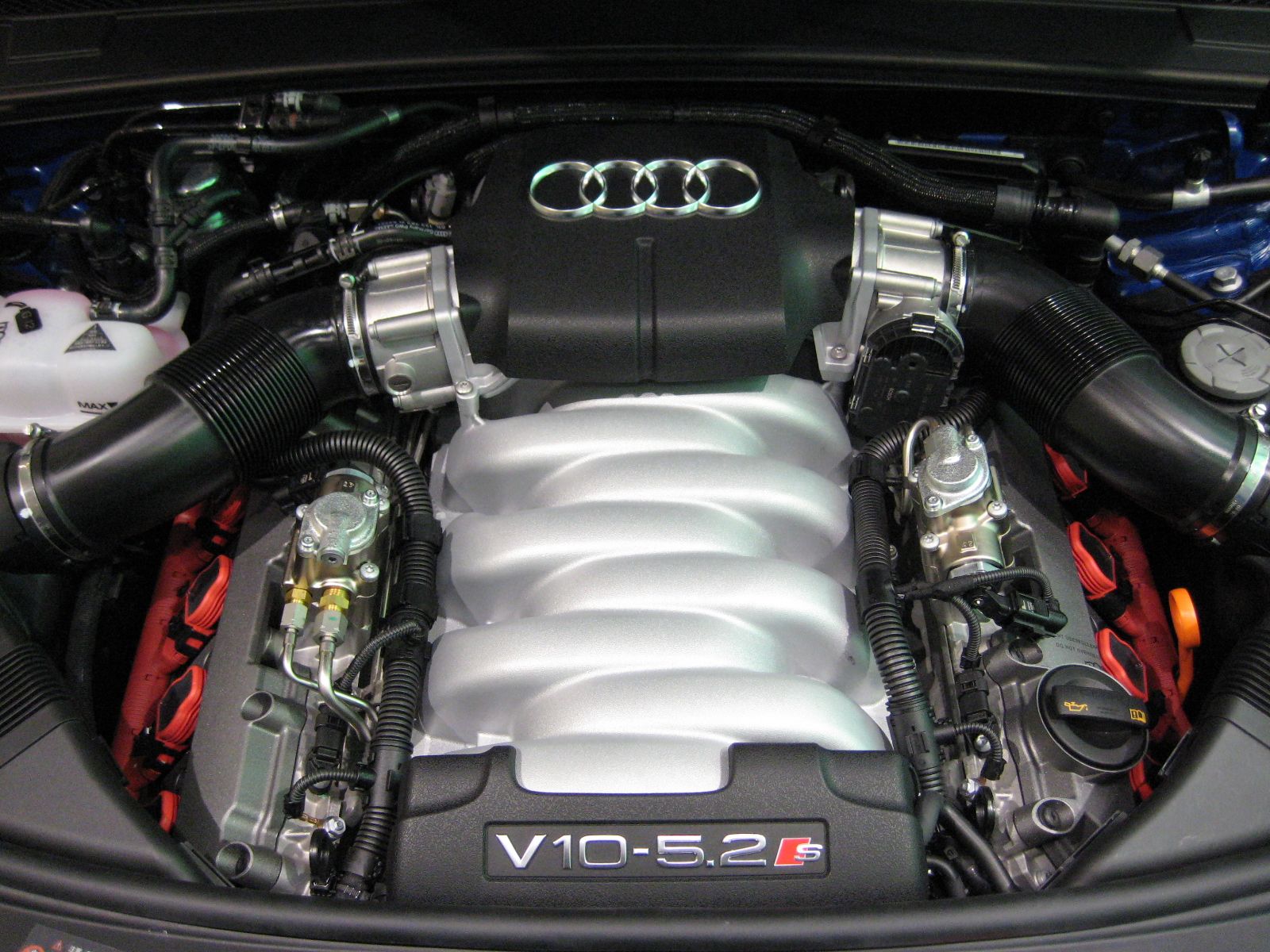 1600x1200 Audi S6