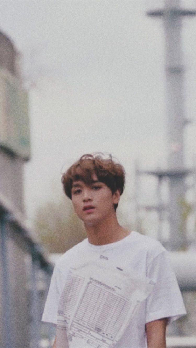 750x1334 Haechan NCT DREAM Wallpaper