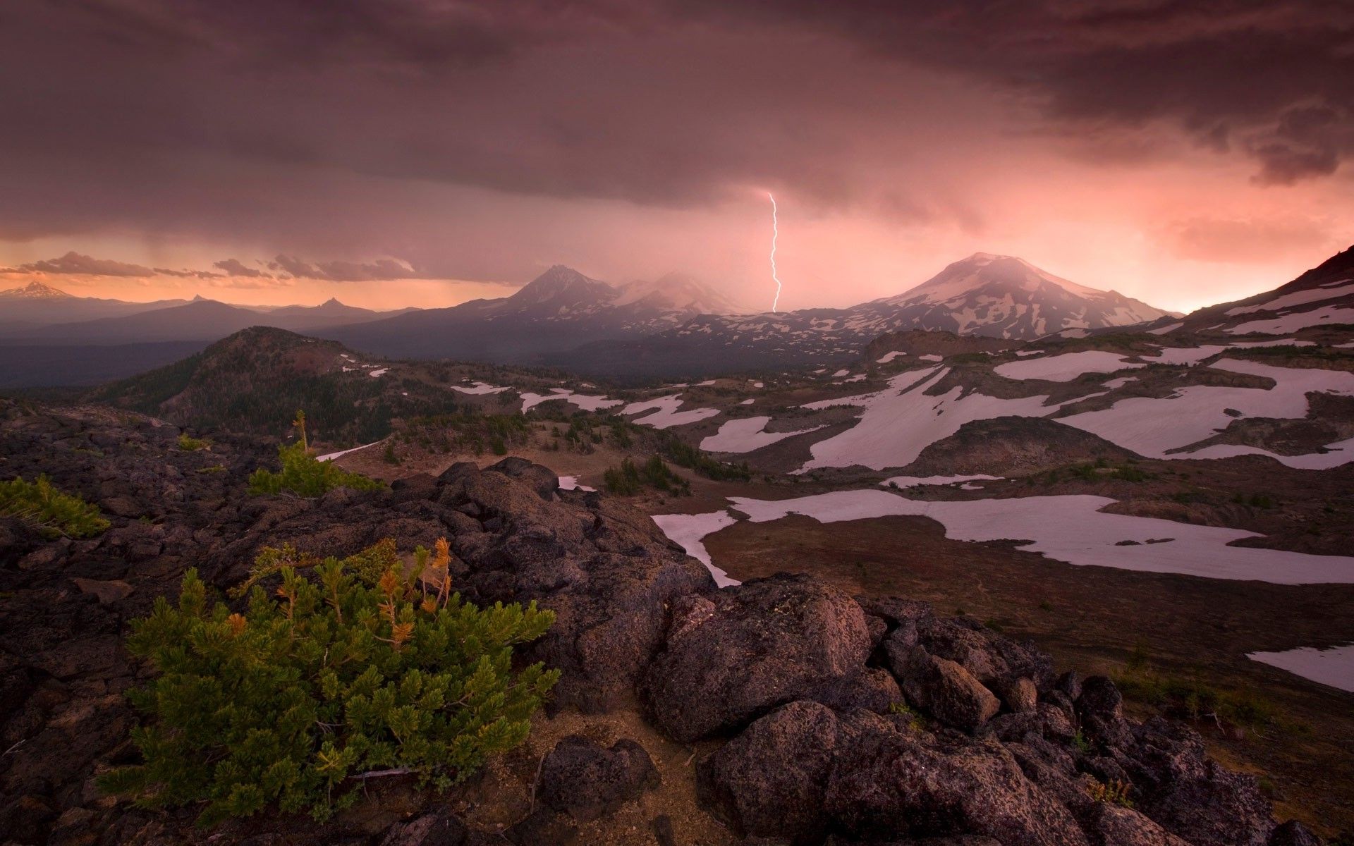 1920x1200 landscape, Nature, Mountain, Lightning, Oregon, Snow, Sunset, Clouds, Snowy Peak, Shrubs, Storm Wallpaper HD / Desktop and Mobile Background