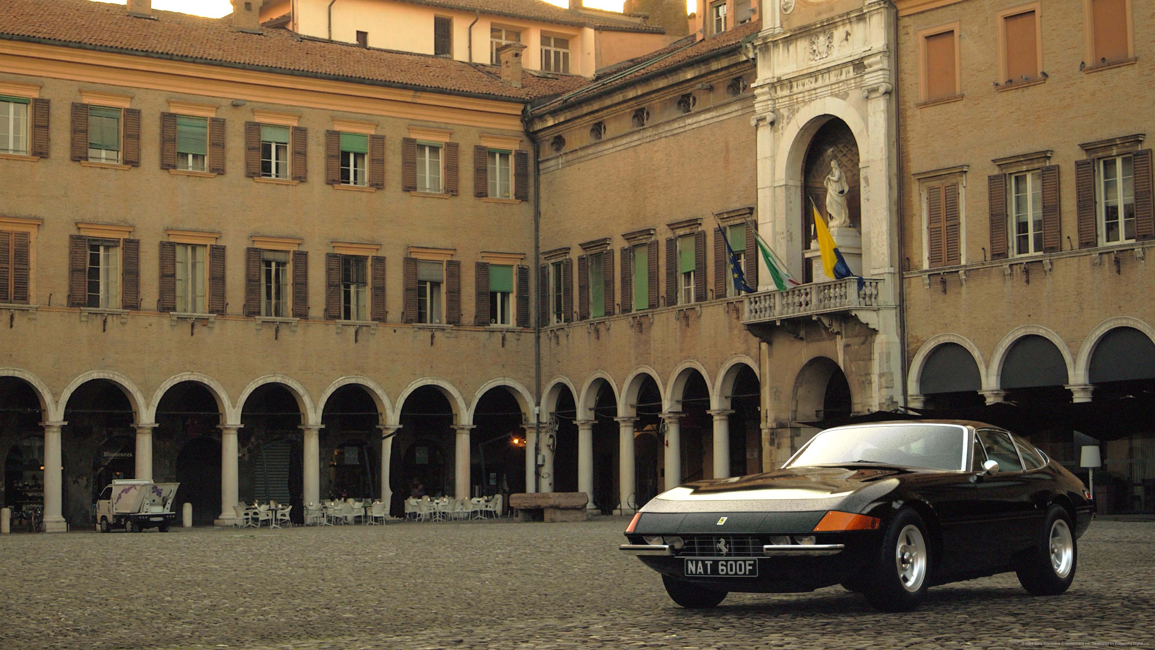 3840x2160 Old Money Ferrari!