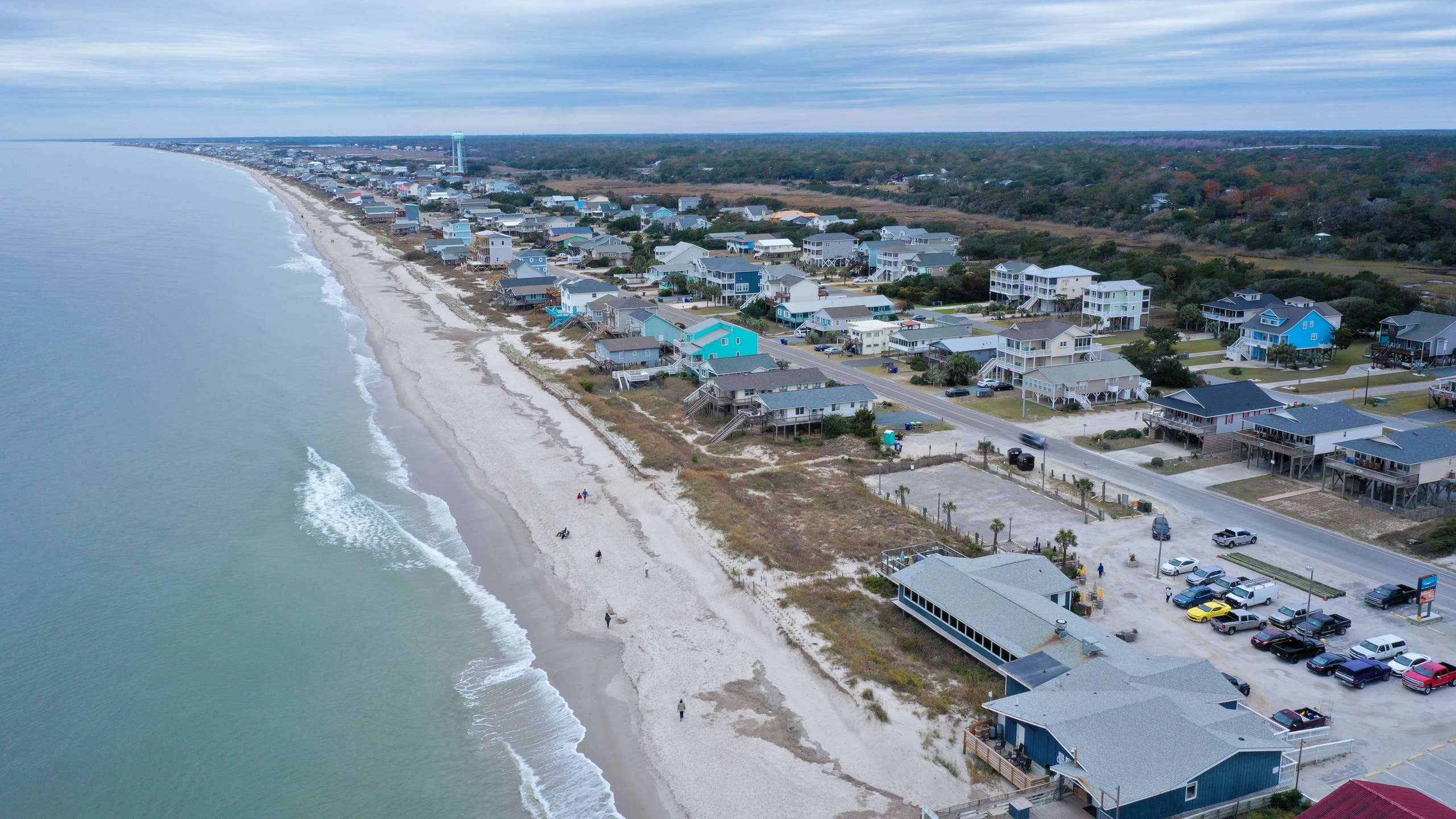 2560x1440 Sunbather Run Over by Truck on North Carolina's Oak Island Beach's Journal