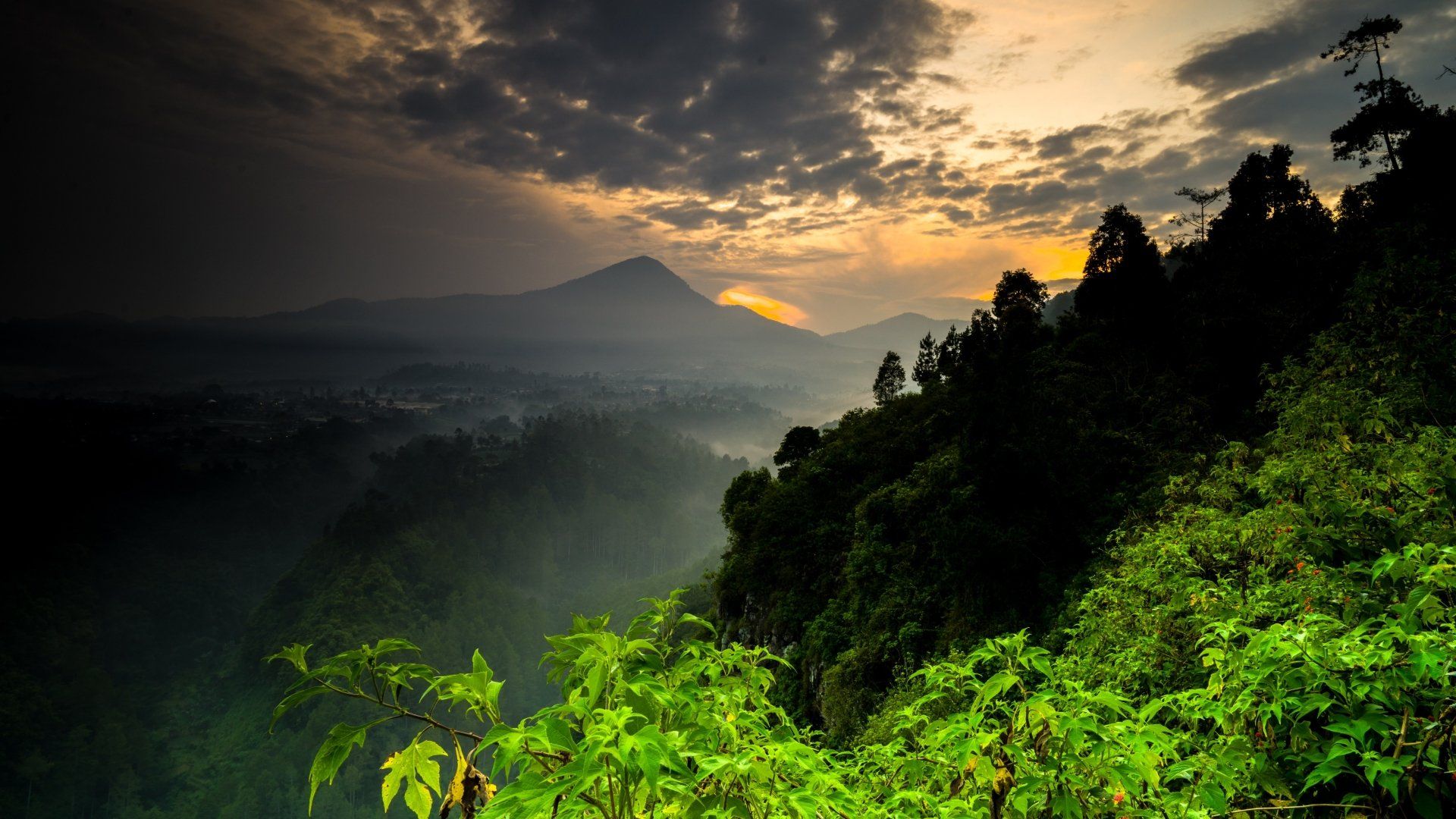 1920x1080 4K Ultra HD Mountain Sunset: Breathtaking Nature Landscape Viewx2880