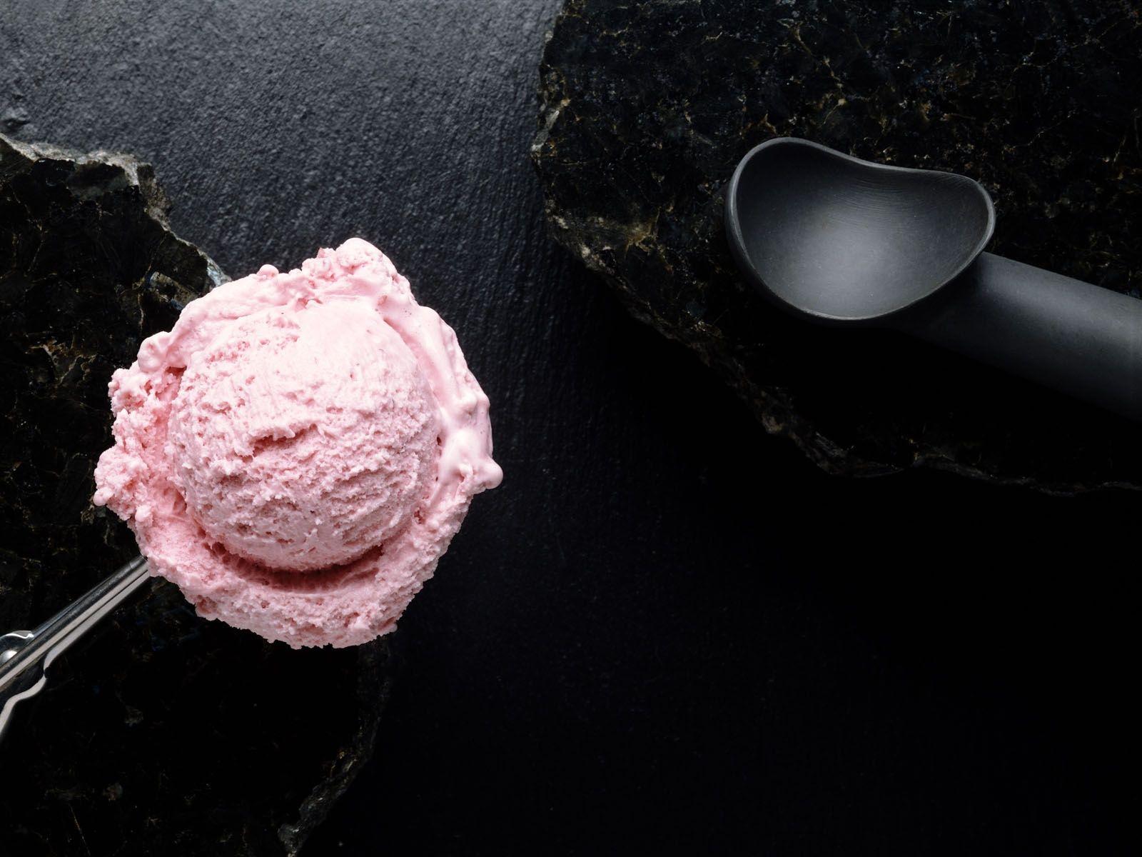 1600x1200 Temptations Ice cream