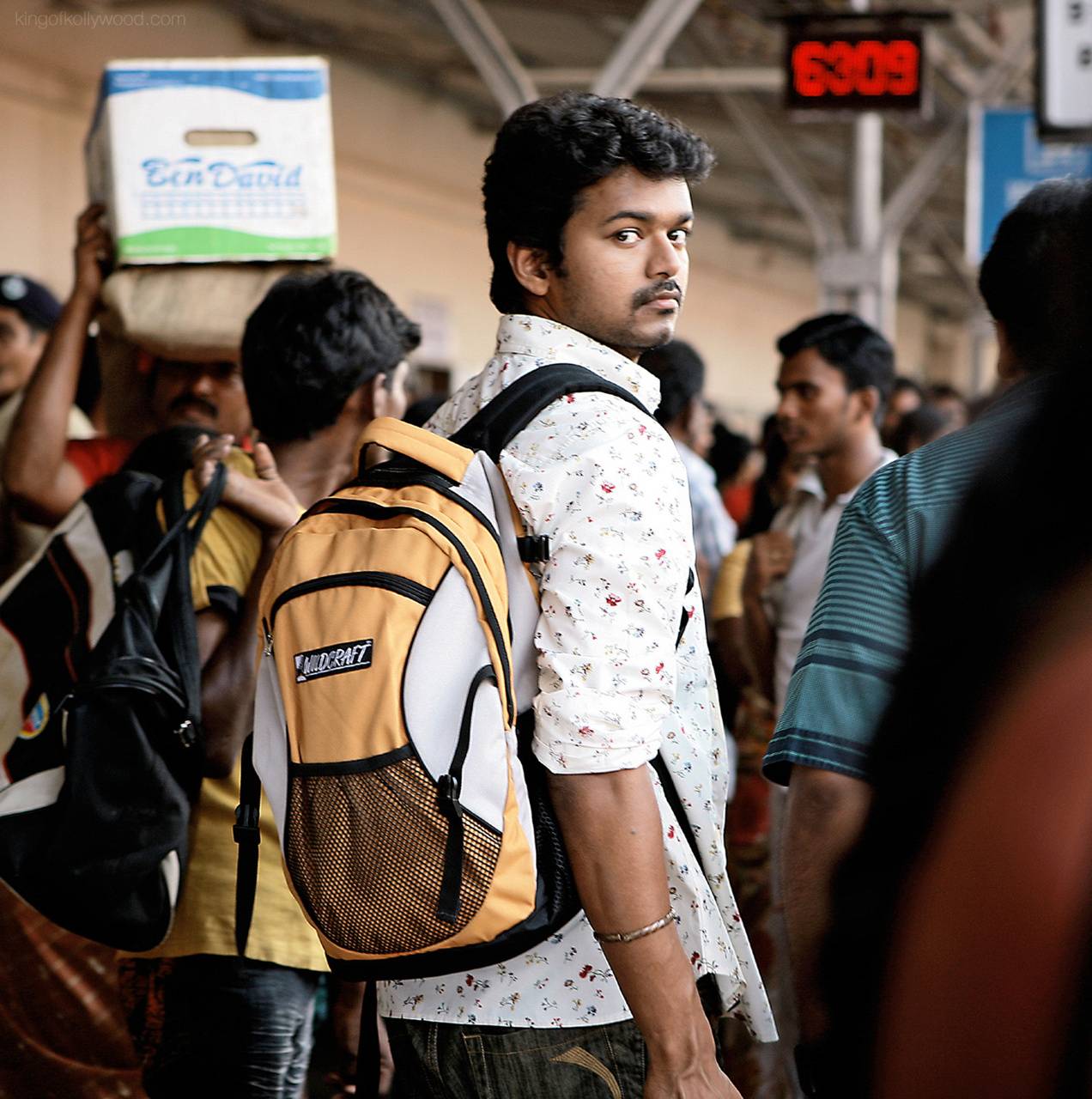 1272x1280 Vijay wallpaper
