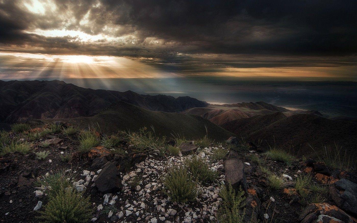 1400x875 nature, Landscape, Sun Rays, Mountain, Shrubs, Dark, Clouds, Sky, Sunlight, Mongolia, Sunrise Wallpaper HD / Desktop and Mobile Background