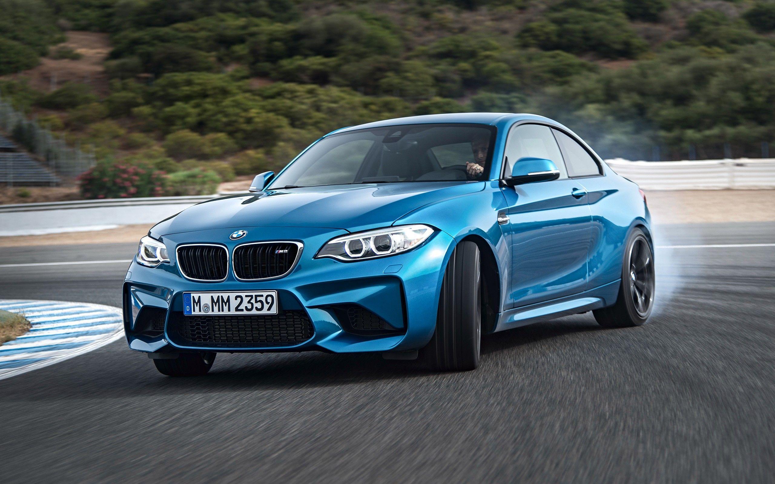 2560x1600 BMW Drift Wallpaper