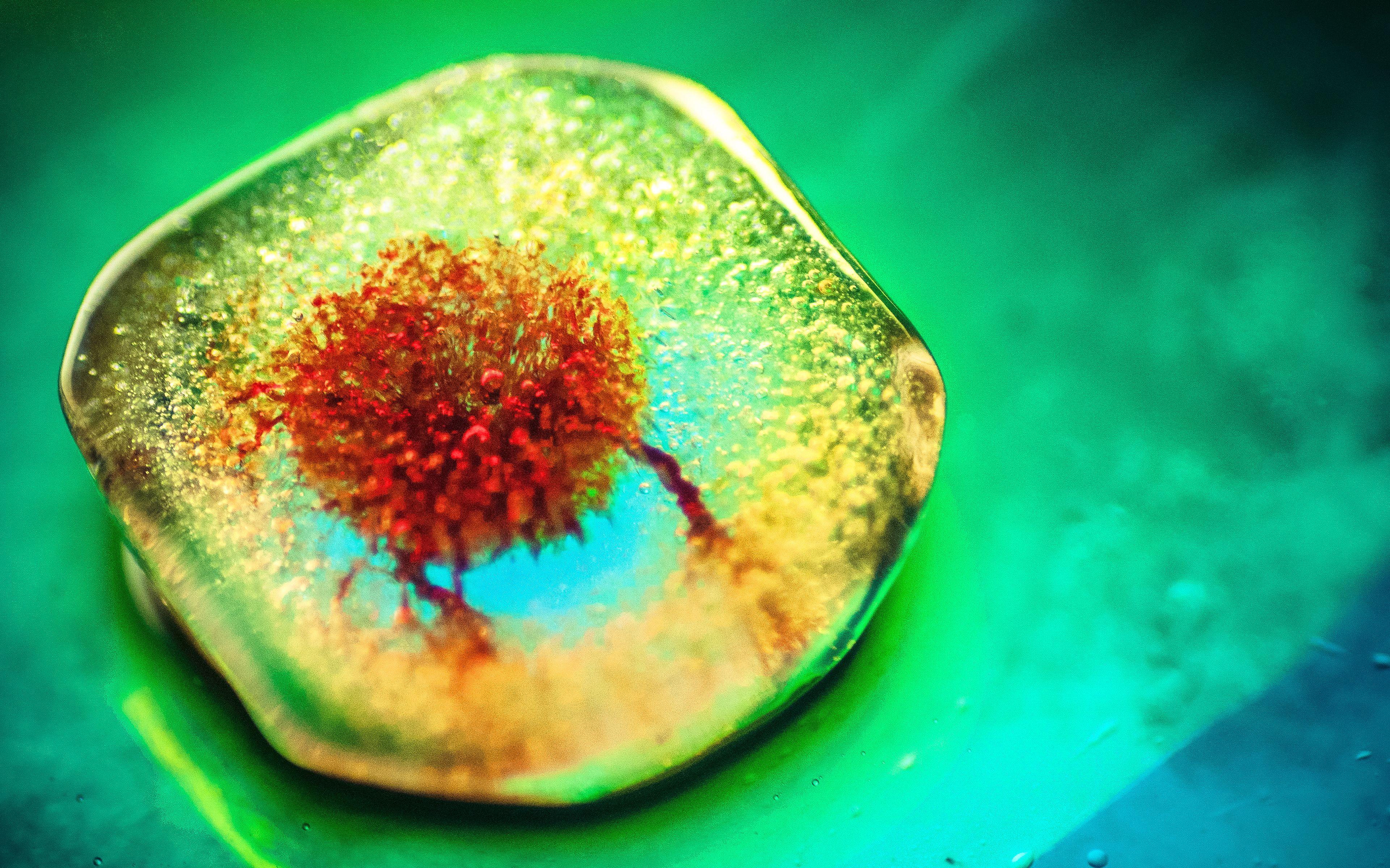 3840x2400 Ice Cube Macro 4K Wallpaper