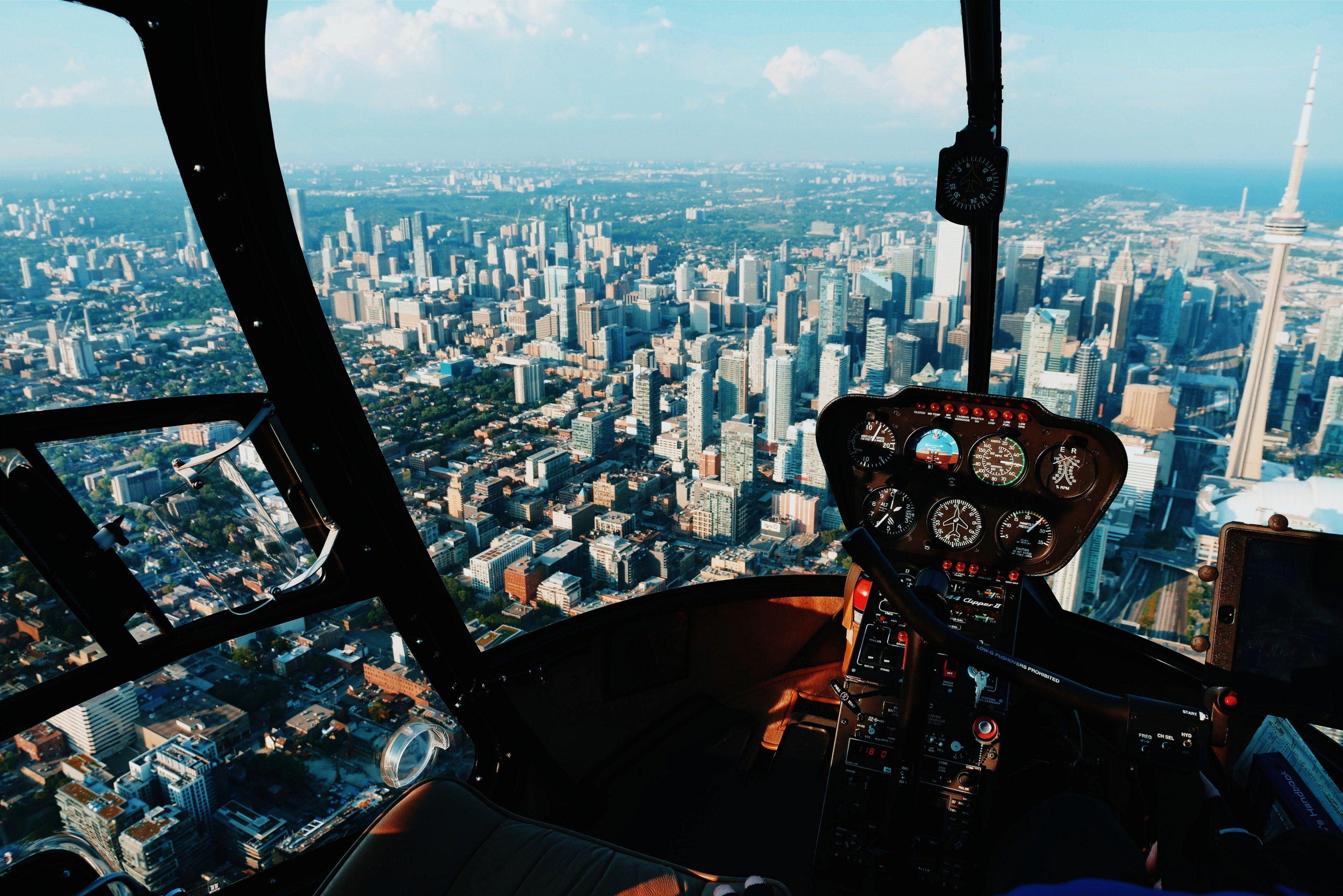 3840x2562 Wallpaper / city helicopter cockpit and aviation HD 4k wallpaper