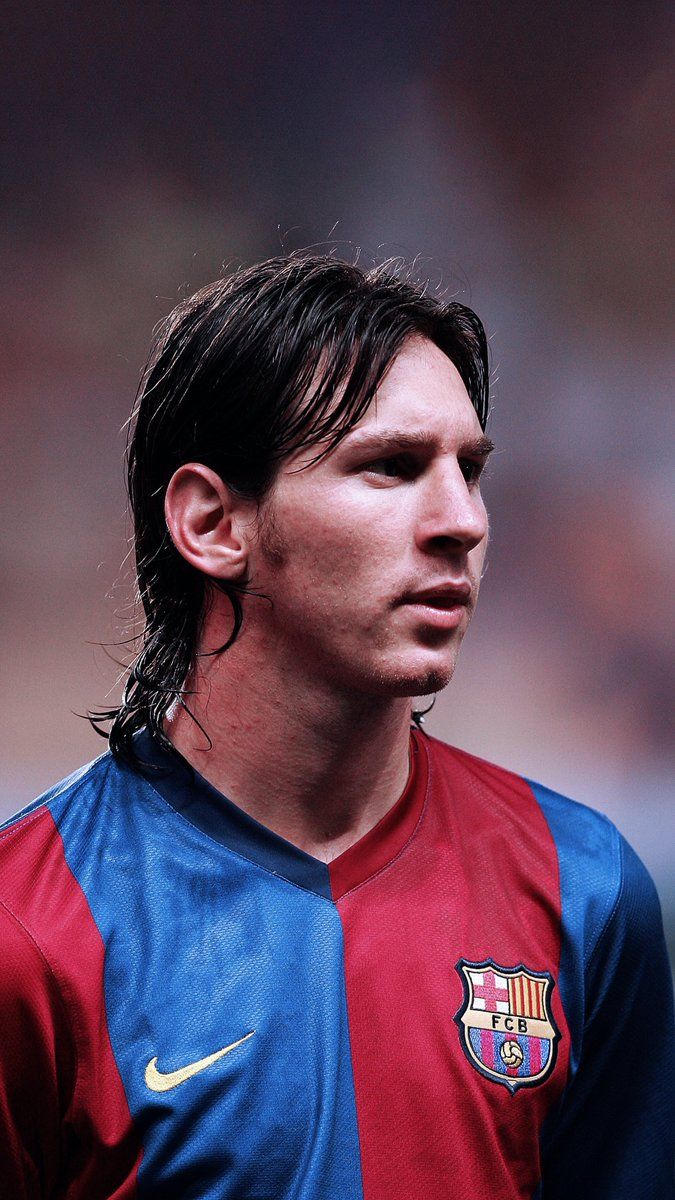 675x1200 4K Wallpaper. #MESSI 2005 06