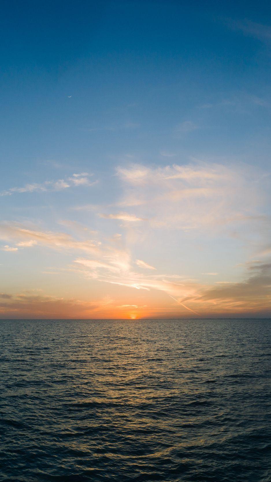 938x1668 Download Wallpaper 938x1668 Sea, Horizon, Sunset, Clouds, Sky Iphone 8 7 6s 6 For Parallax HD Background
